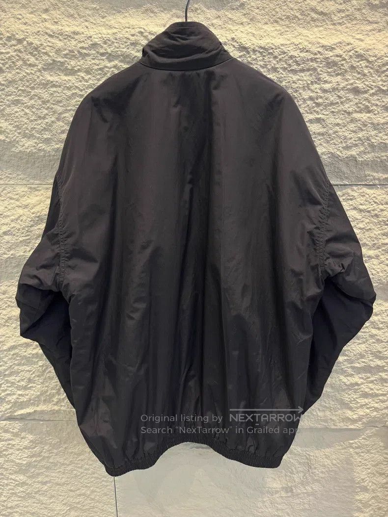 Balenciaga Balenciaga Qilin Arm Logo Printed High Collar Zipper Long Size US XXS / EU 40 - 5 Thumbnail