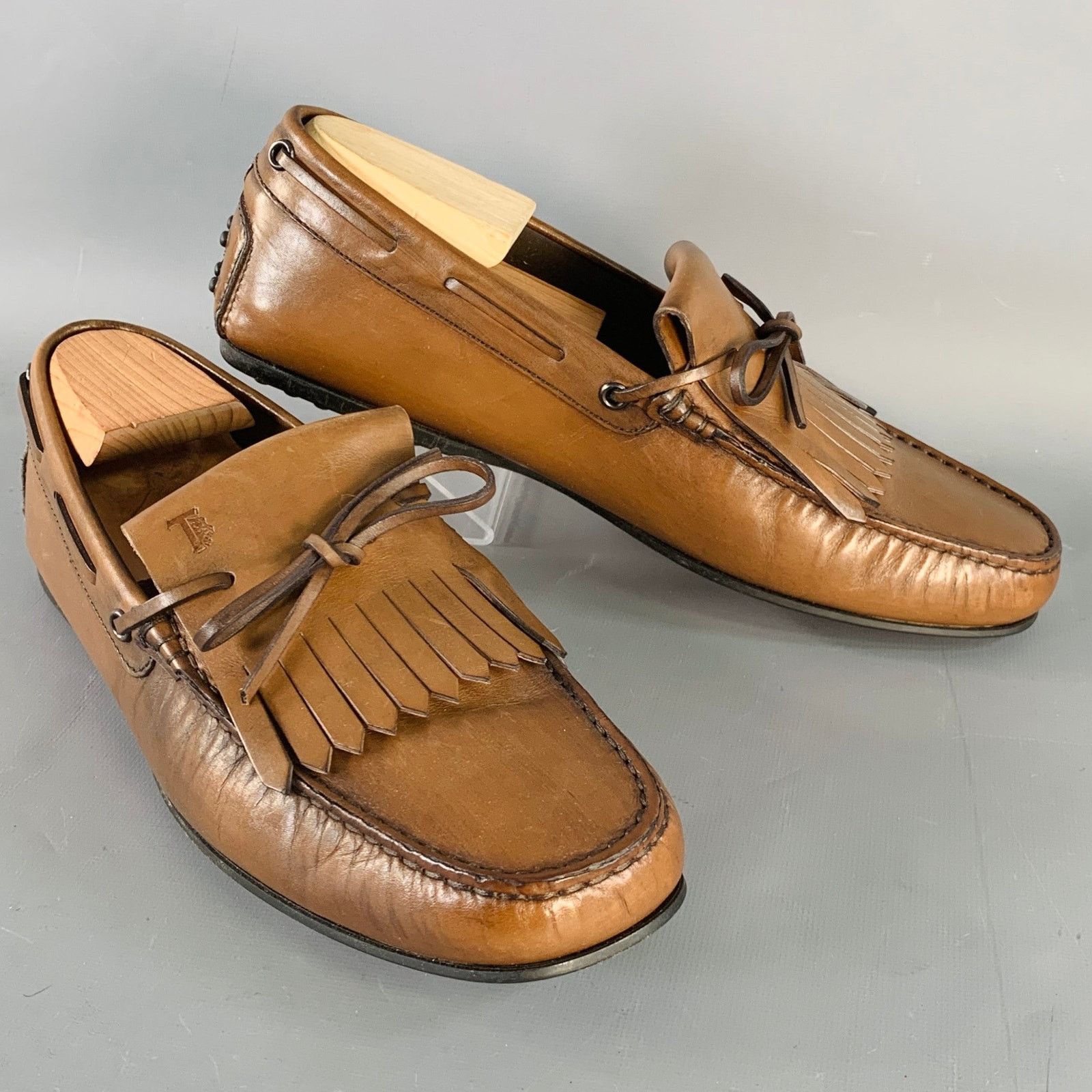 Size 8.5 Brown Leather Moccasin Fringed Drivers Loafers