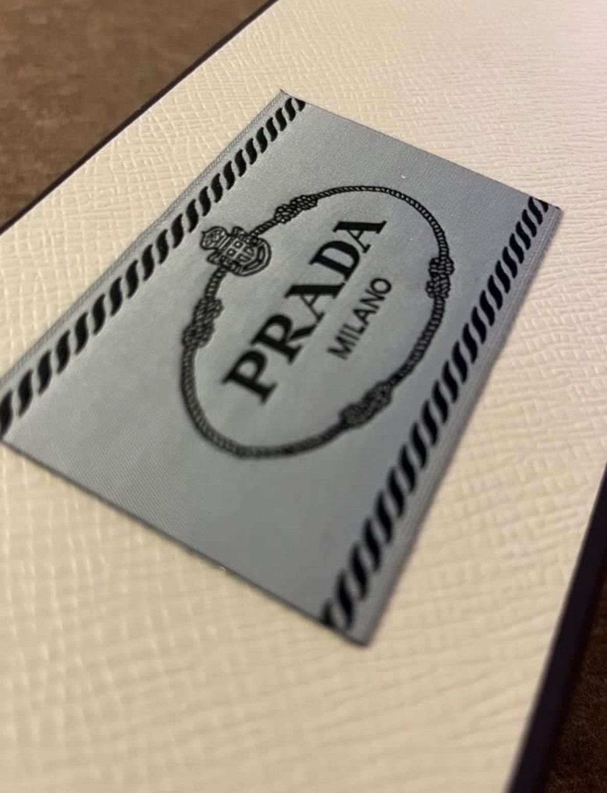 Prada 💡 Prada triangle light decor lightbulb usb Size ONE SIZE - 6 Thumbnail