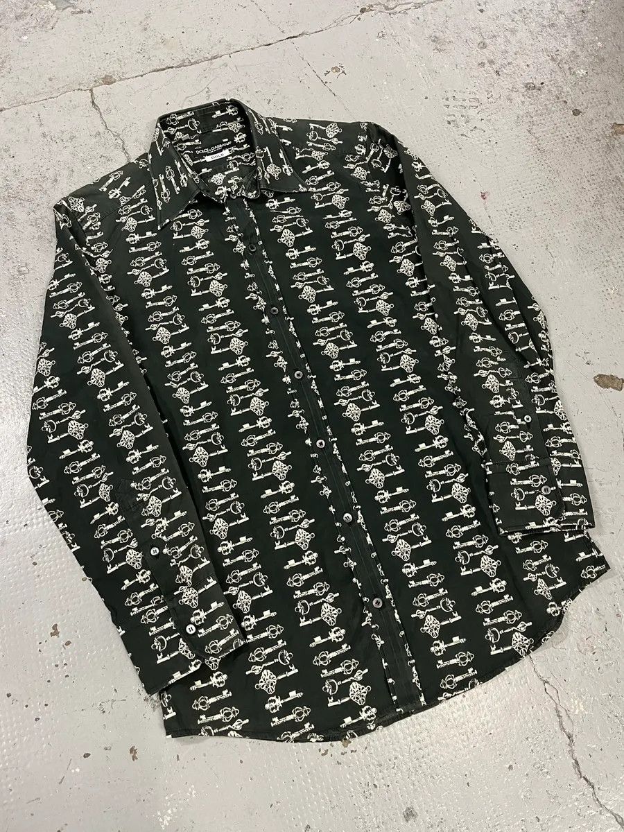Dolce & Gabbana 2000s Dolce & Gabbana Medieval Keys Dark Grey Shirt Size US S / EU 44-46 / 1 - 4 Thumbnail