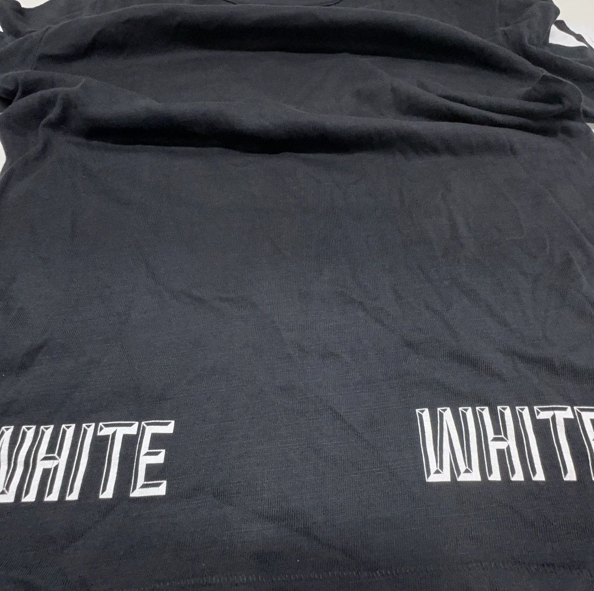 Off-White Off-White c/o Virgil Abloh black long-sleeve T-shirt Size US M / EU 48-50 / 2 - 5 Thumbnail