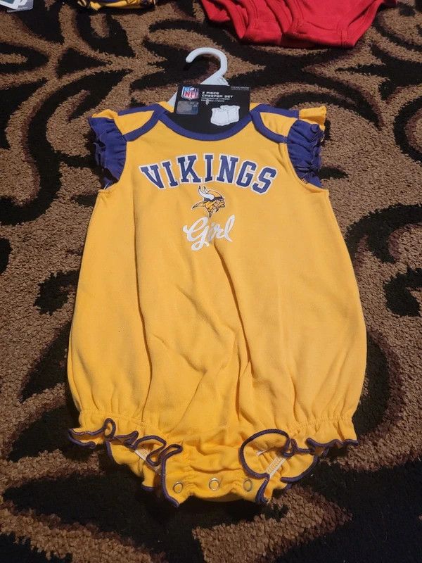 Other NFL Baby Vilings 2pcs set 6/9M Size ONE SIZE - 2 Thumbnail