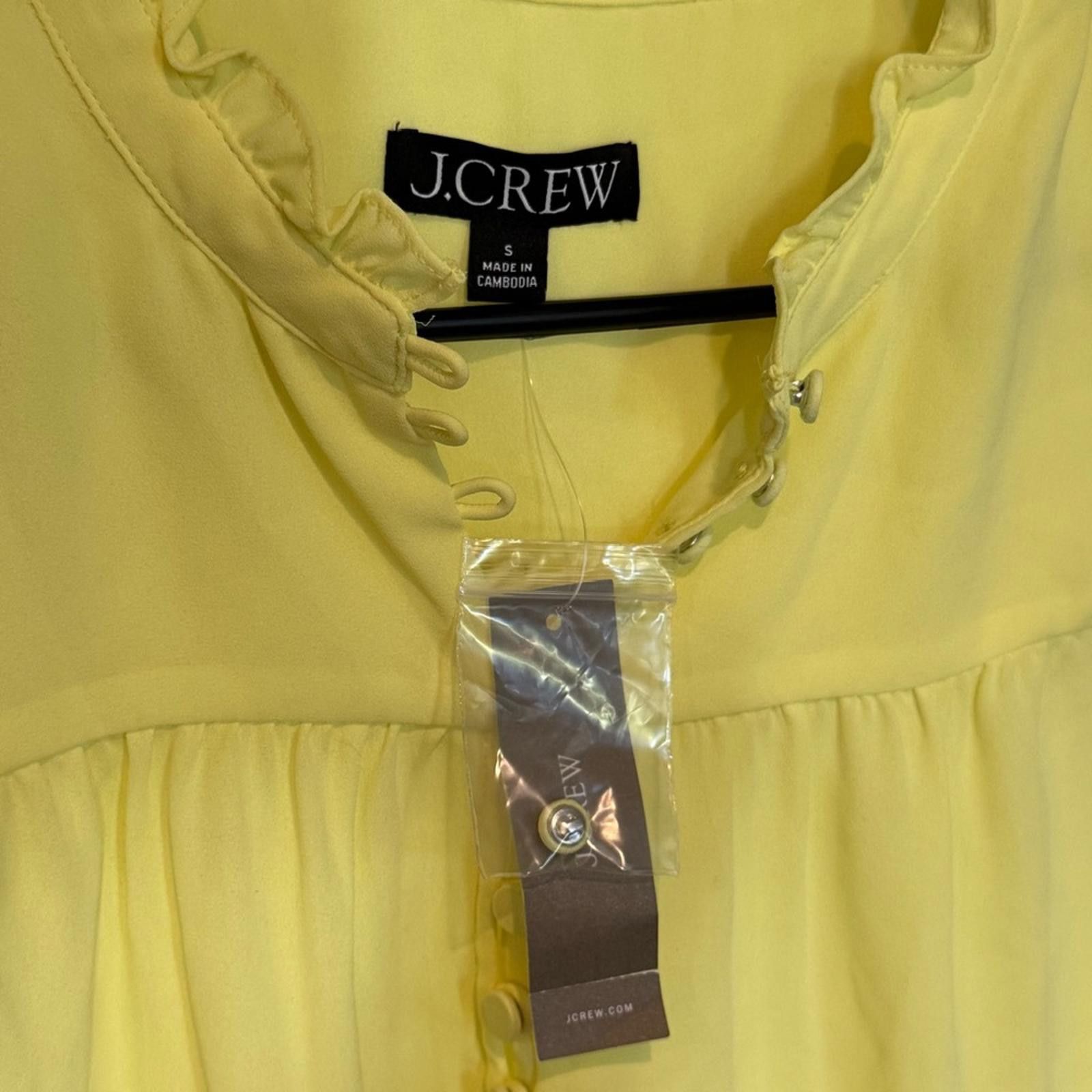 J.Crew NWT J. Crew Sleeveless Blouse in Sunny Yellow- Small Size S / US 4 / IT 40 - 2 Thumbnail