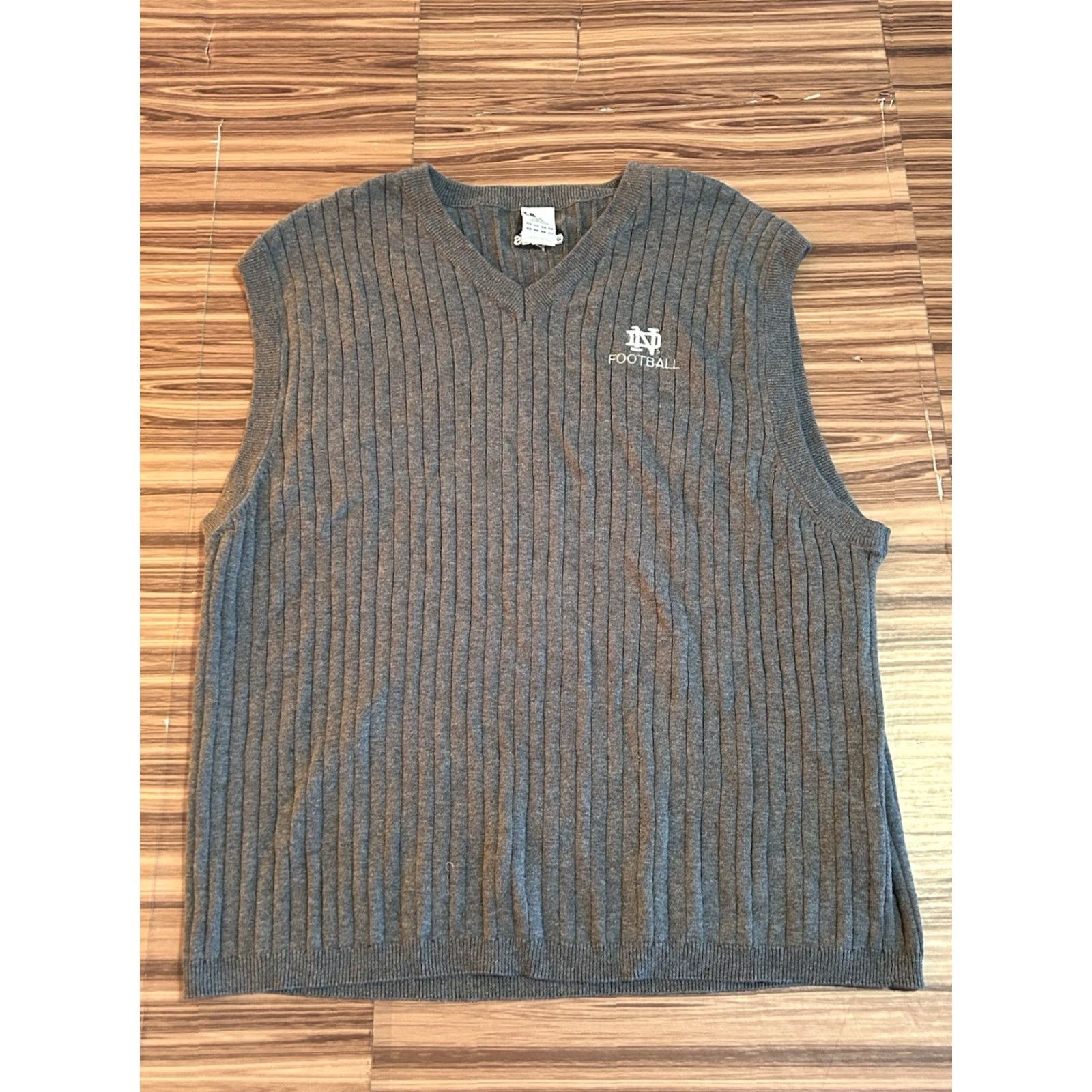 Adidas VINTAGE adidas Notre Dame Vest Knit Mens Logo Pullover Gray Cotton V Neck sz XL Size US L / EU 52-54 / 3 - 2 Thumbnail