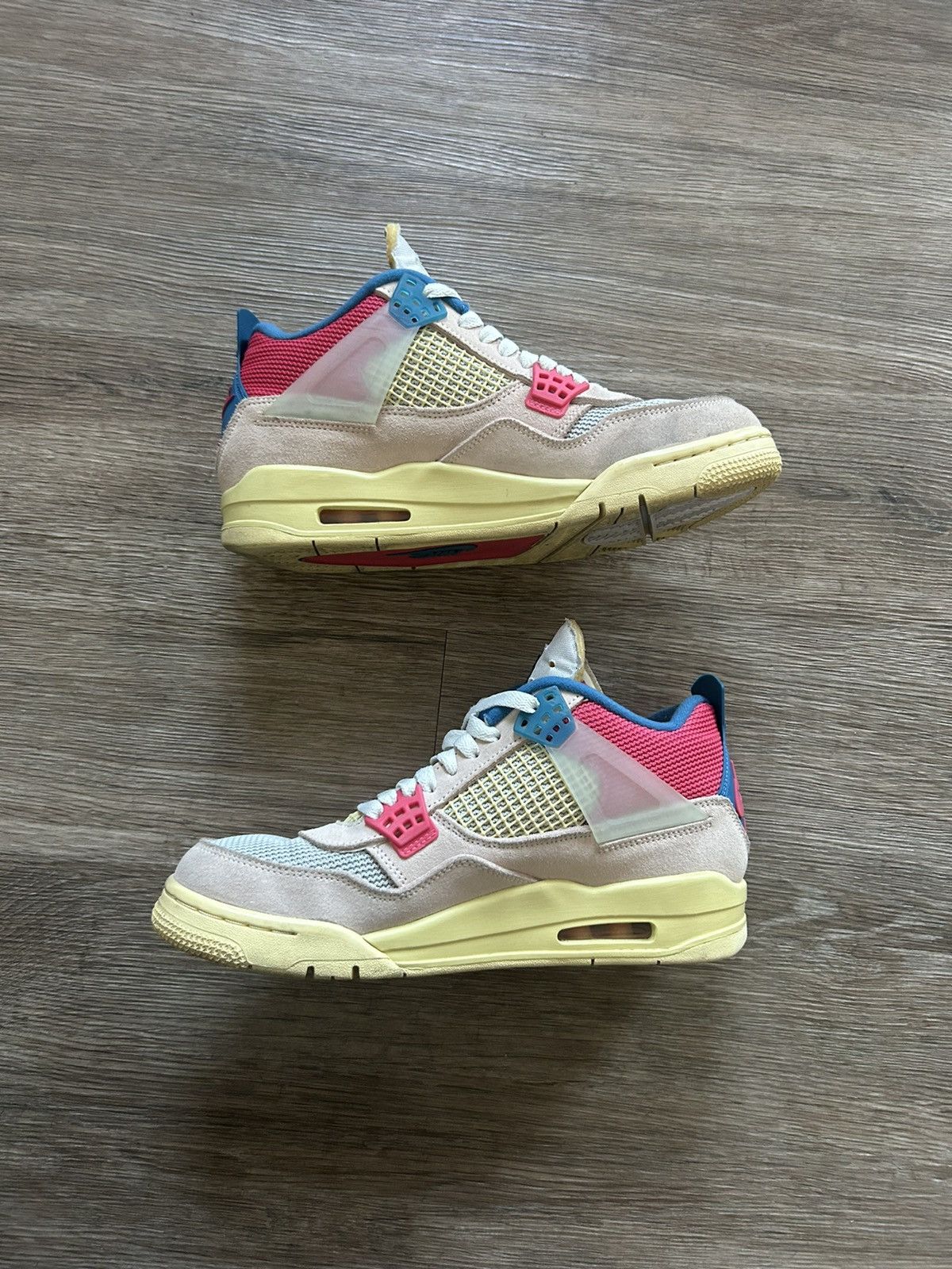 Jordan Brand × Nike Jordan 4 Guava Ice Size 8.5 Size US 8.5 / EU 41-42 - 1 Thumbnail