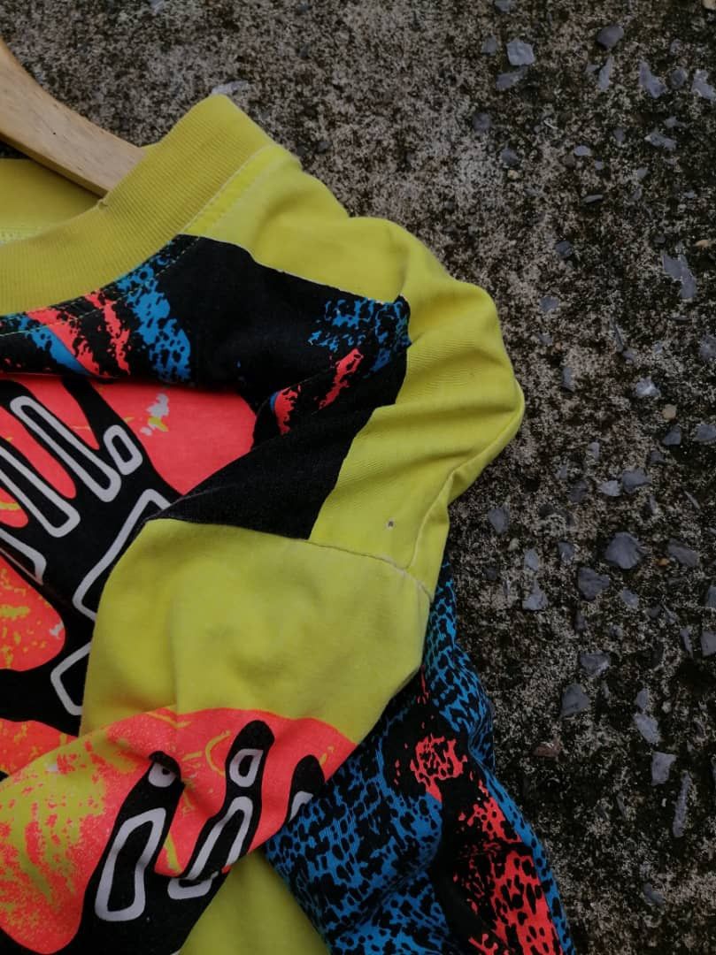 Body Glove × Vintage Vintage Body Glove Allover Print Tee Size US M / EU 48-50 / 2 - 3 Thumbnail