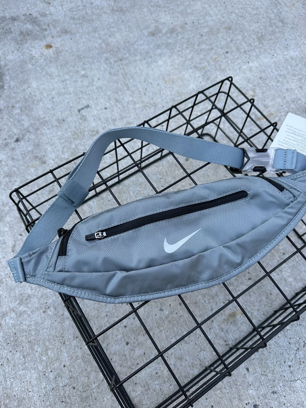 Nike × Vintage Nike Waist Bag Messenger Y2K Drill Size ONE SIZE - 2 Thumbnail