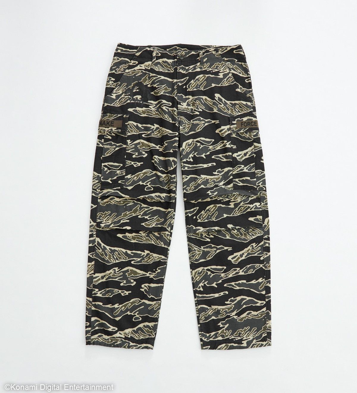 Edwin METAL GEAR SOLID Δ × EDWIN - TIGER STRIPE CARGO PANTS Size US 36 / EU 52 - 1 Thumbnail