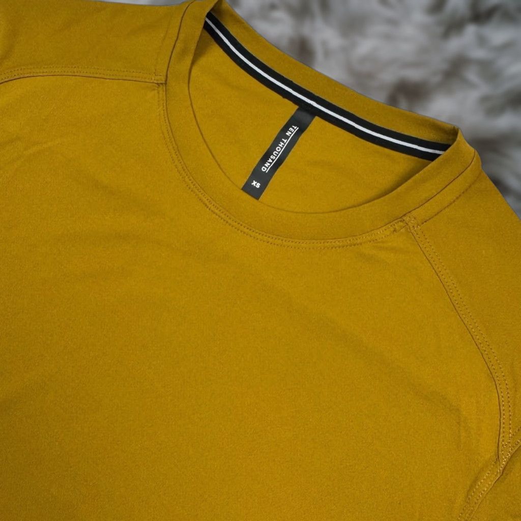 Ten Thousand Shirt XS Mustard Yellow Crewneck Short Sleeve Pullover Men's Performance T-Shirt