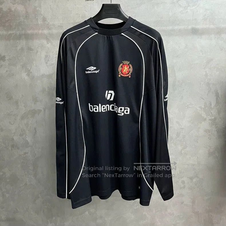 Balenciaga Balenciaga Black Graphic Long Sleeve T-shirt. Size US L / EU 52-54 / 3 - 1 Thumbnail