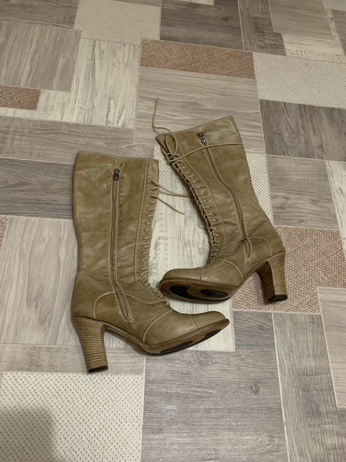 image of Vintage Belstaff Leather Boots in Cream, Women's (Size 9)