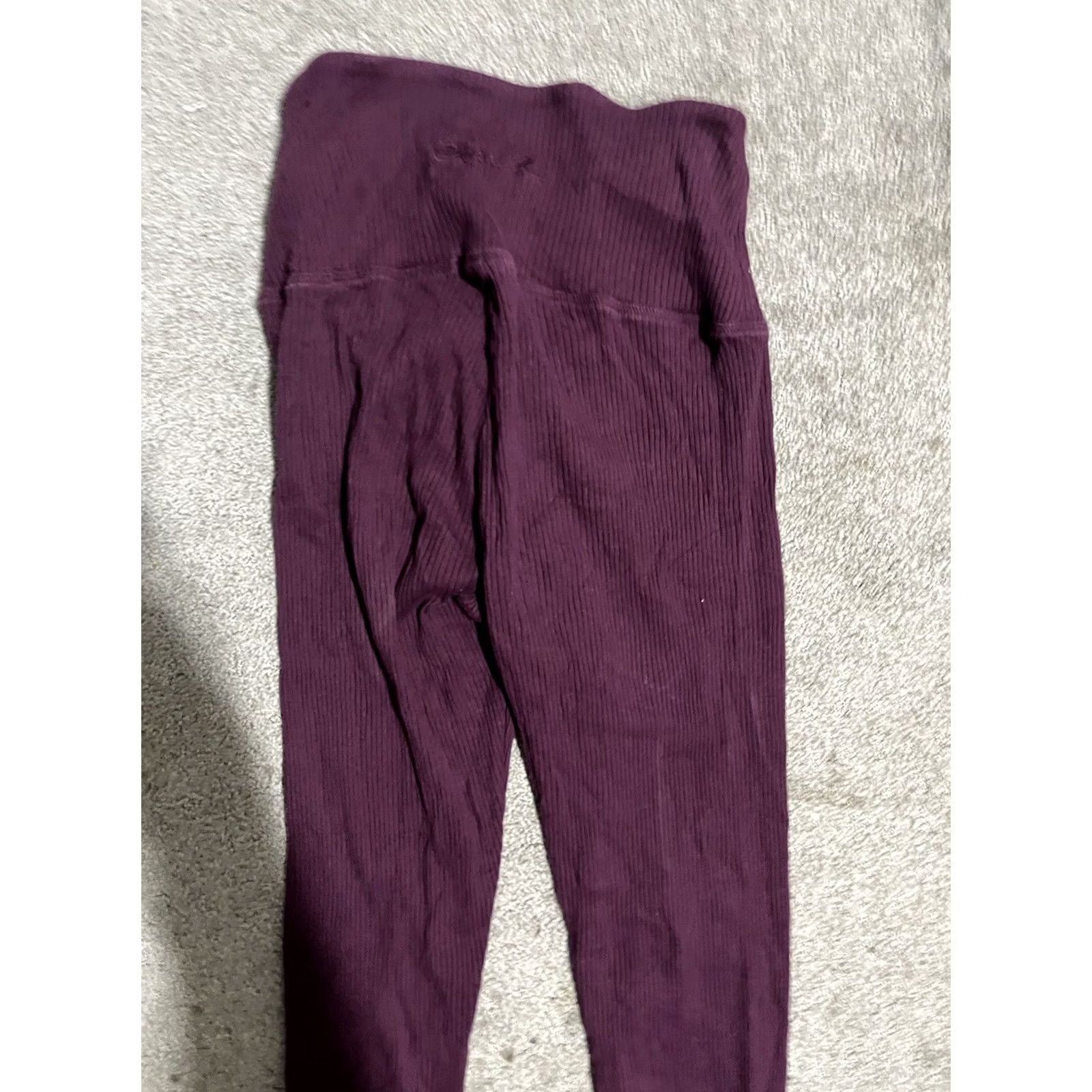 Victoria's Secret Victoria's Secret Pink Yoga Leggings Women's Size M Maroon Ribbed Ankle Activewear Athleisure Sports Size 32" / US 10 / IT 46 - 4 Thumbnail
