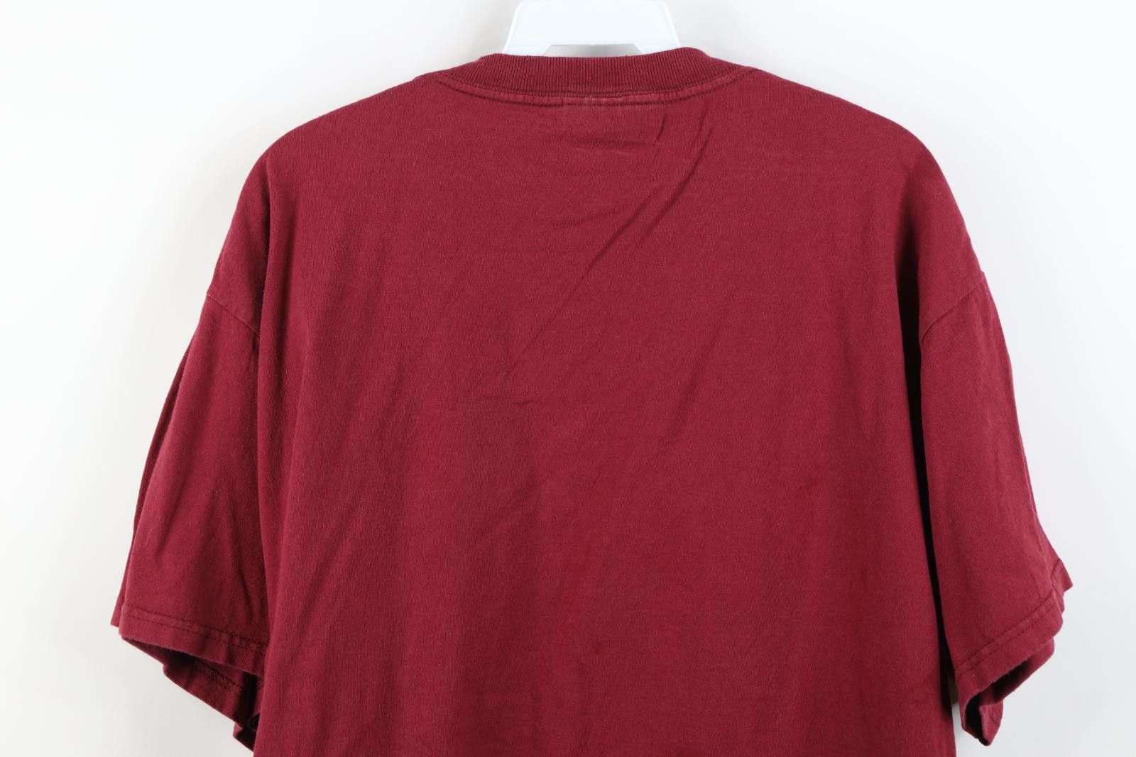 Vintage Vintage 90s Streetwear Native Horse Equestrian T-Shirt Red Size US L / EU 52-54 / 3 - 15 Thumbnail