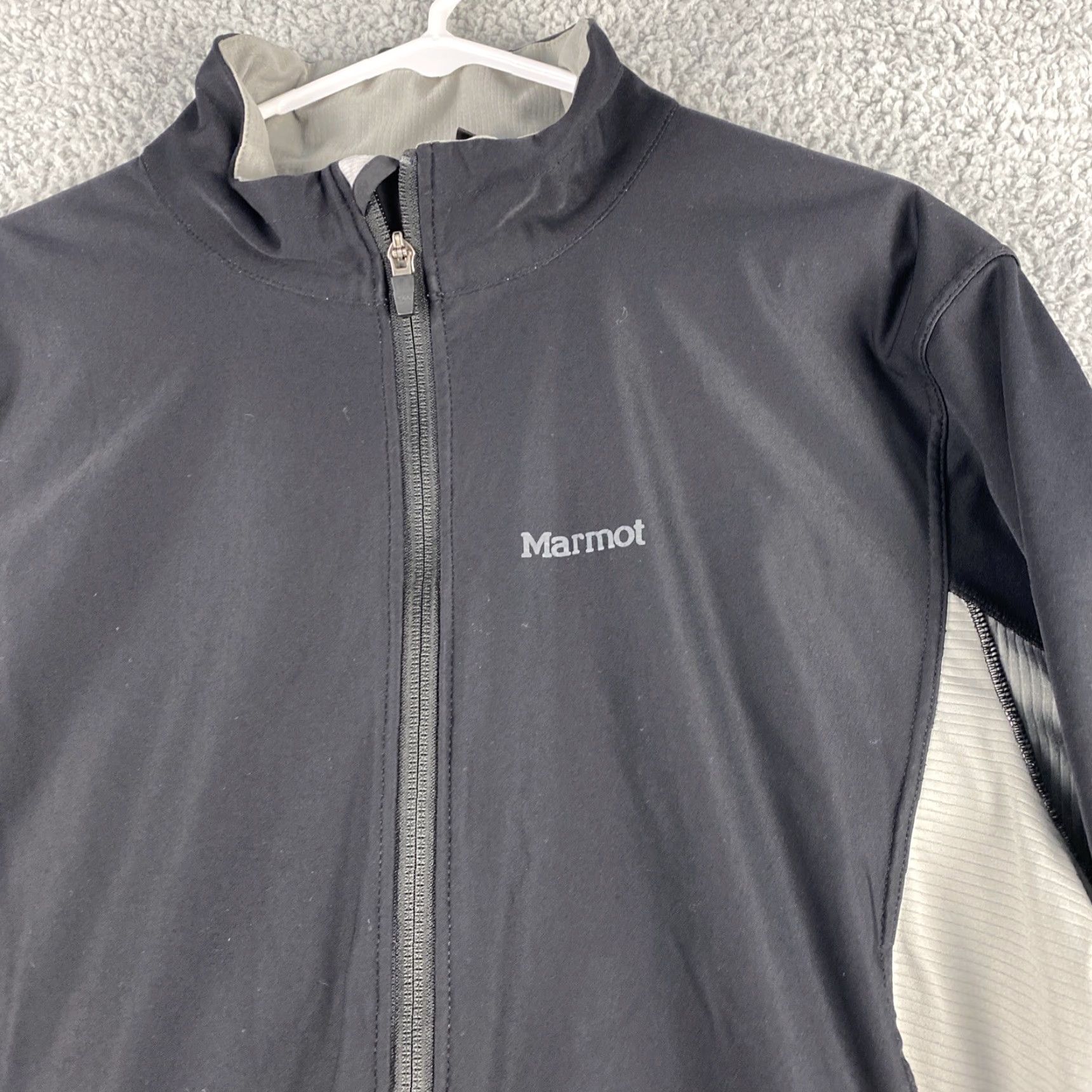 Marmot Marmot Jacket Mens XL Black Windbreaker Full Zip Lightweight Long Sleeve Casual Regular Size Type: XL Men Size US XL / EU 56 / 4 - 2 Thumbnail