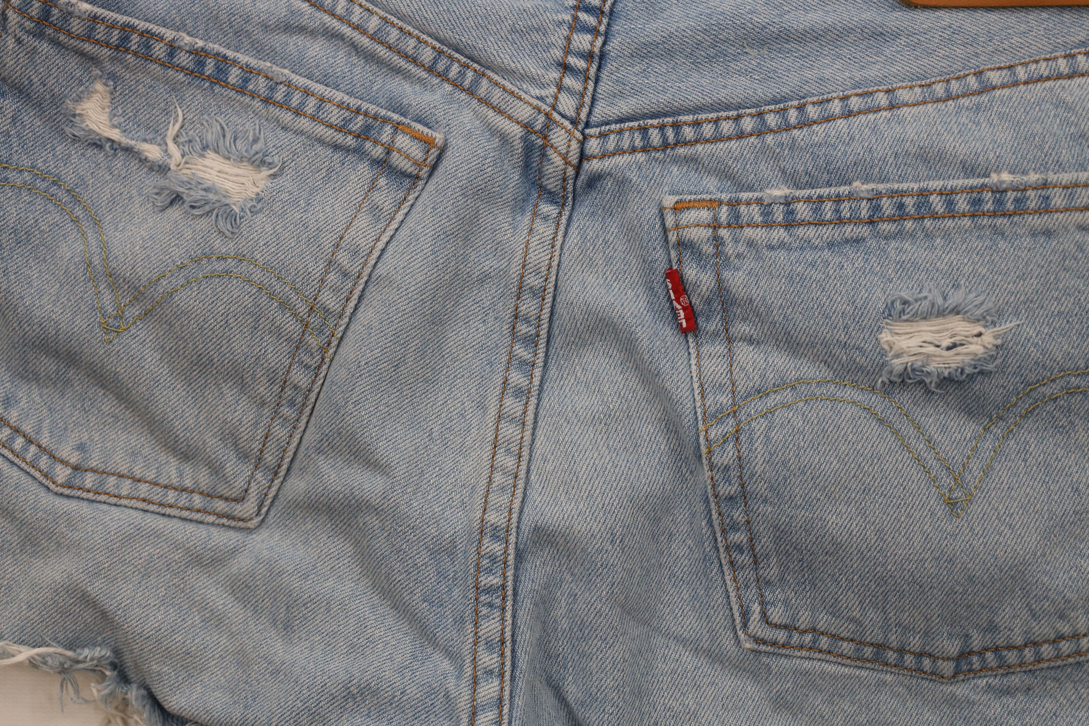 Levi's Vintage Y2K Levis 501xx Fly Cut Off Denim Jean Shorts Blue Size 26" / US 2 / IT 38 - 11 Thumbnail