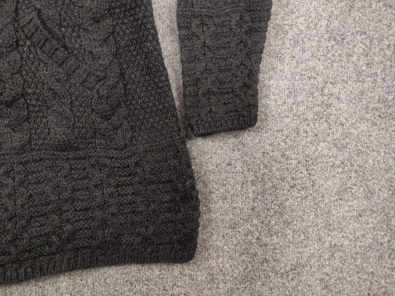 Aran Crafts Aran Crafts Vintage wool Zip Hoodie Knit Cable Gray Sweater Size S / US 4 / IT 40 - 5 Thumbnail