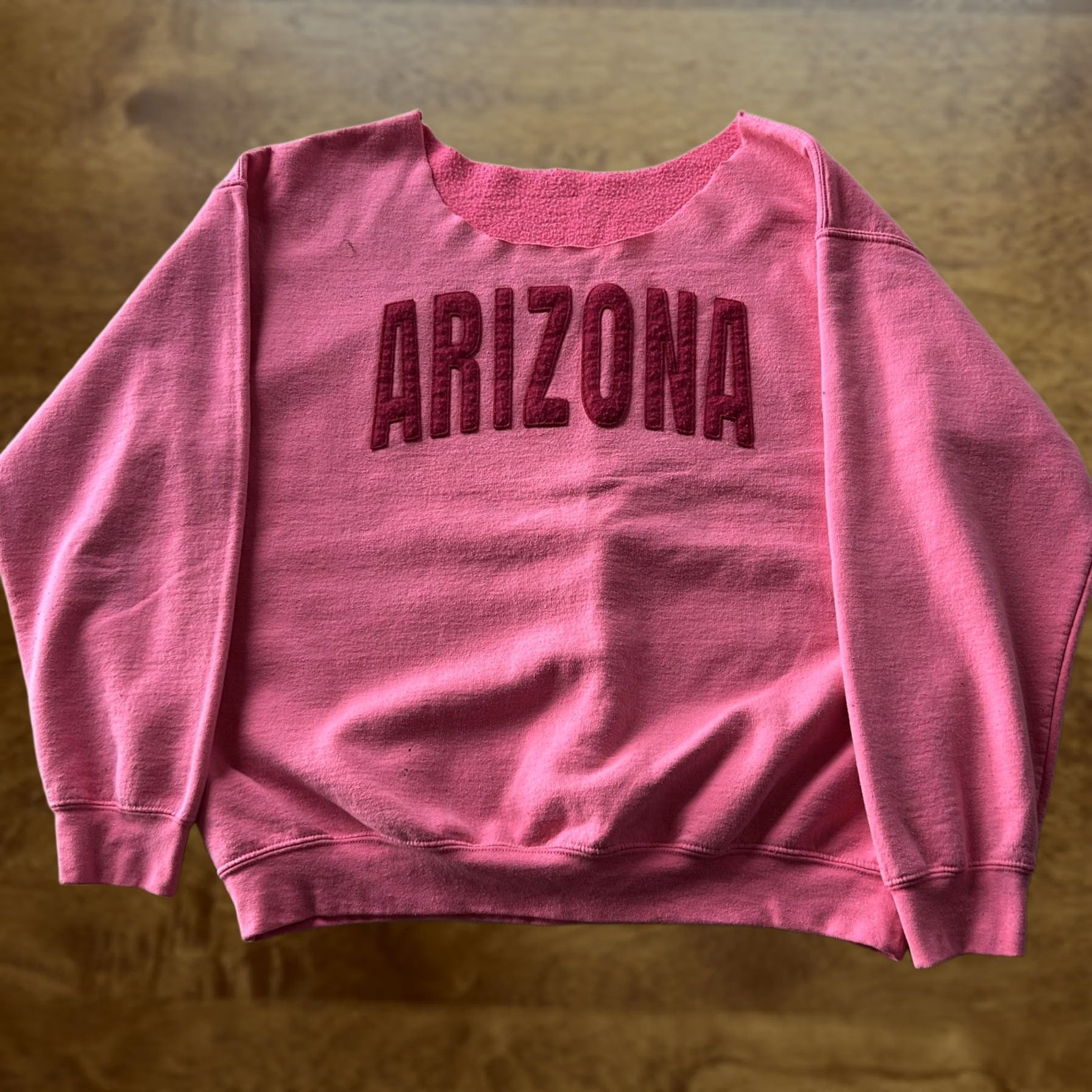 Vintage Arizona Sweatshirt Womens Large Pink Fleece Scoop Neck Oversized Pullover Size L / US 10 / IT 46 - 1 Thumbnail