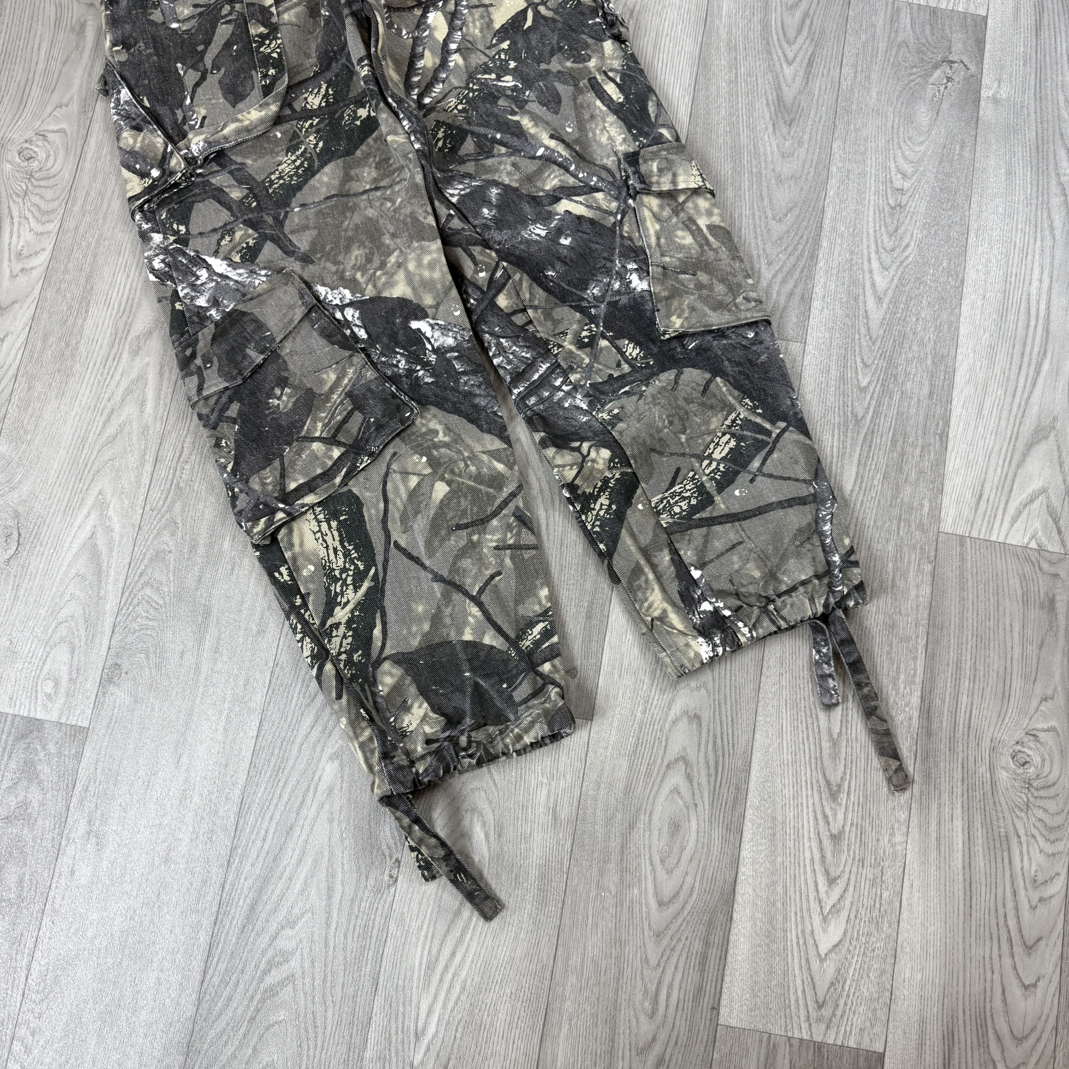 Maniere De Vior Maniere De Voir Camouflage Real Tree Multipocket Cargo Pants Size 24" / US 00 / IT 34 - 10 Thumbnail