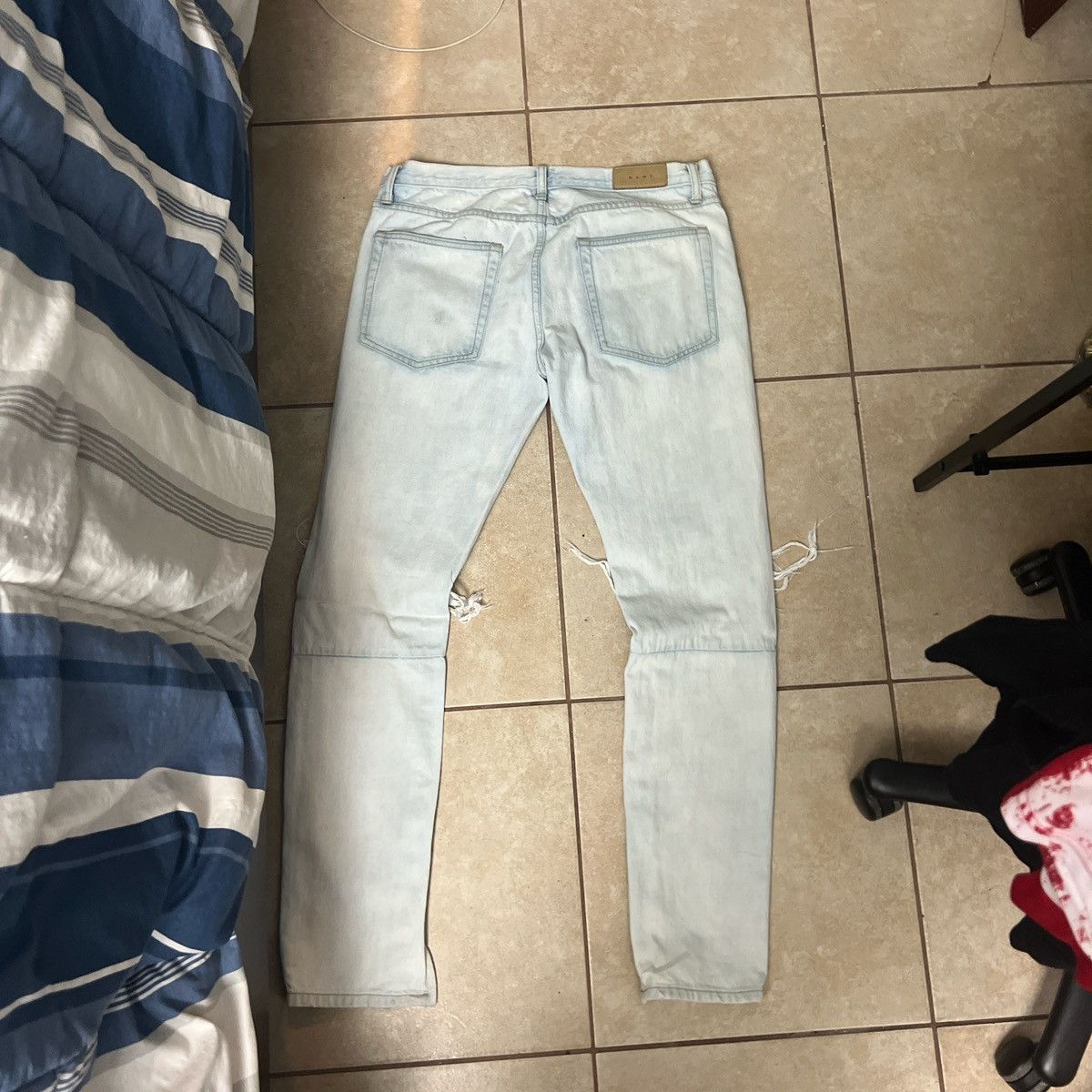 MNML MNML light wash denim Size US 34 / EU 50 - 2 Thumbnail