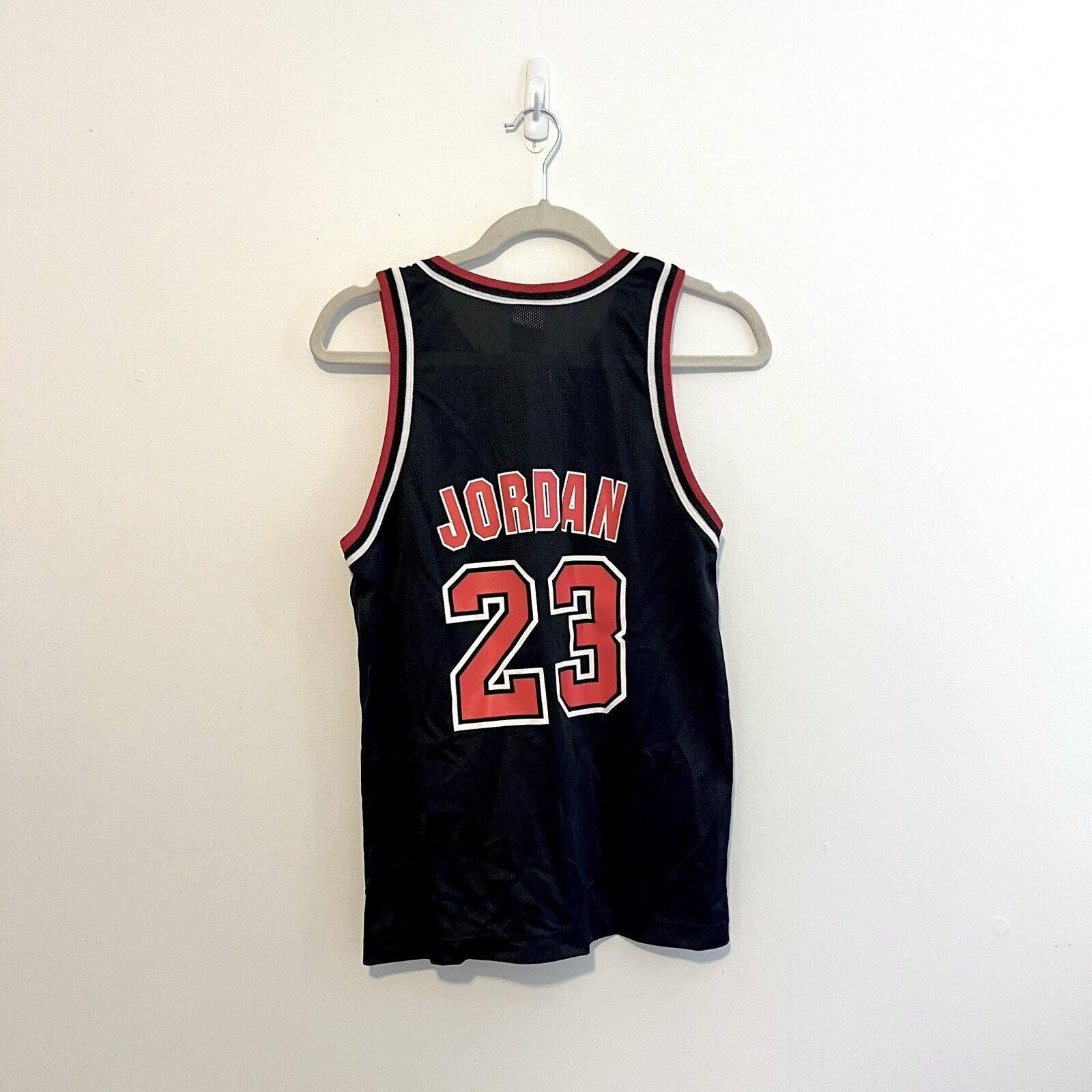 Champion 1990s Michael Jordan #23 Chicago Bulls Champion Jersey 14-16 Size US XS / EU 42 / 0 - 1 Thumbnail