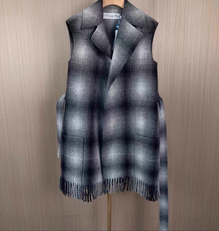 Dior DIOR vest Size XS / US 0-2 / IT 36-38 - 1 Thumbnail