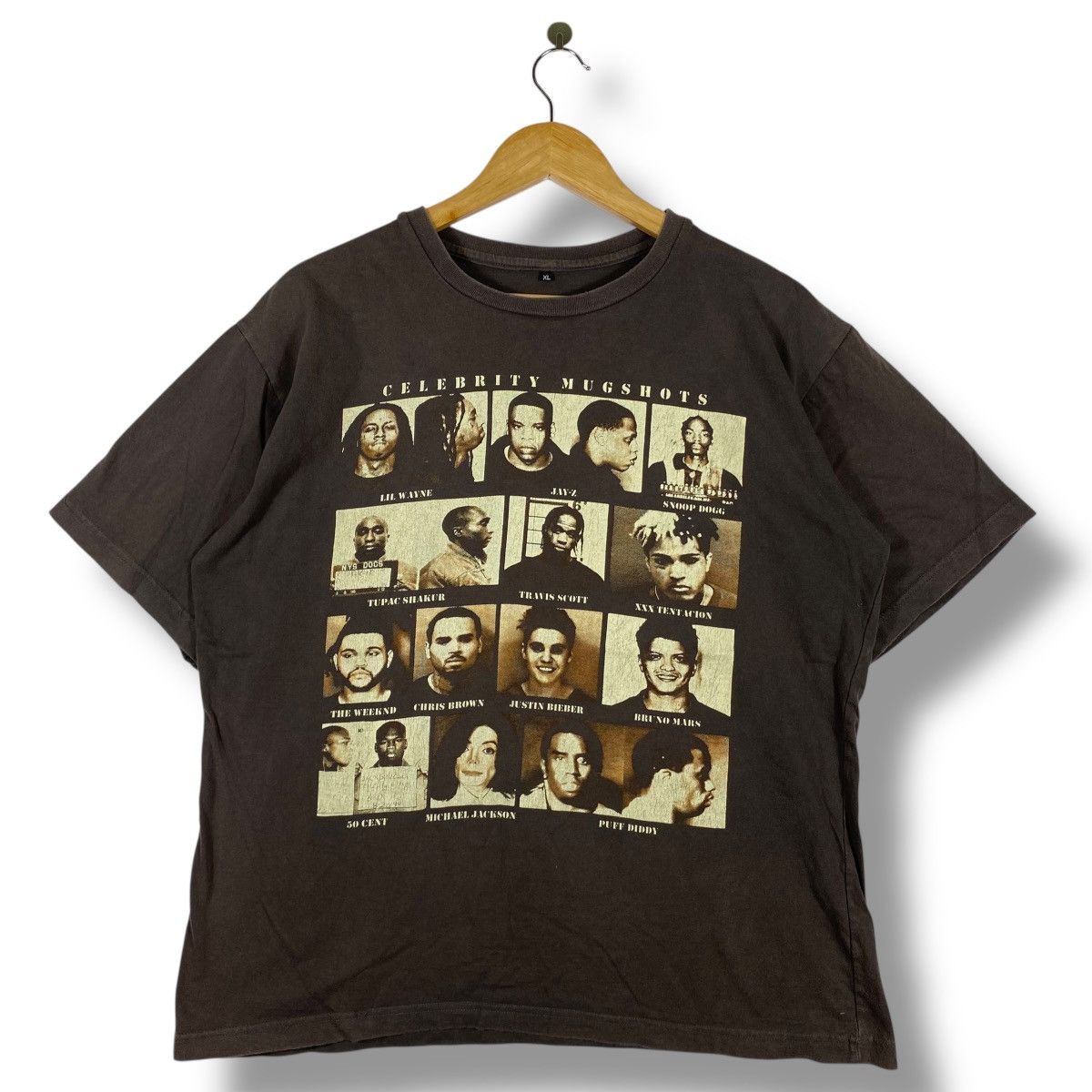 Rap Tees × Vintage CELEBRITY MUGSHOTS Rappers Exclusive Mugshot Graphic Tee Size US XL / EU 56 / 4 - 1 Thumbnail