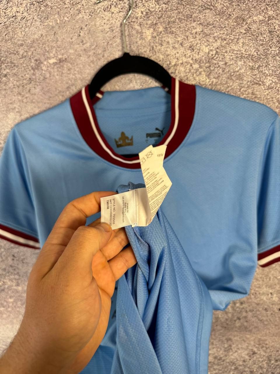 Puma Woman's Vintage Manchester City 2022/23 Puma Jersey Size US L / EU 52-54 / 3 - 9 Thumbnail