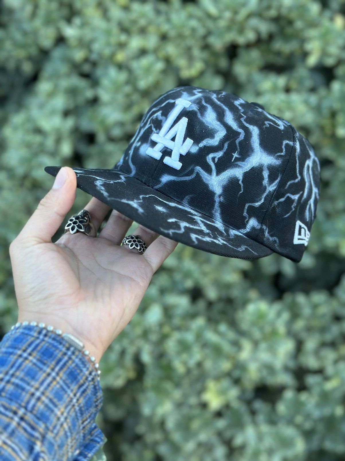 Superficial “Storm” Air Brushed fitted 7 1/4