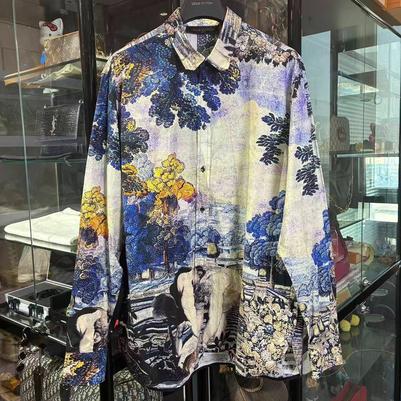 Louis Vuitton Louis Vuitton Silk Gold Shirt xl Men Size US XL / EU 56 / 4 - 1 Thumbnail