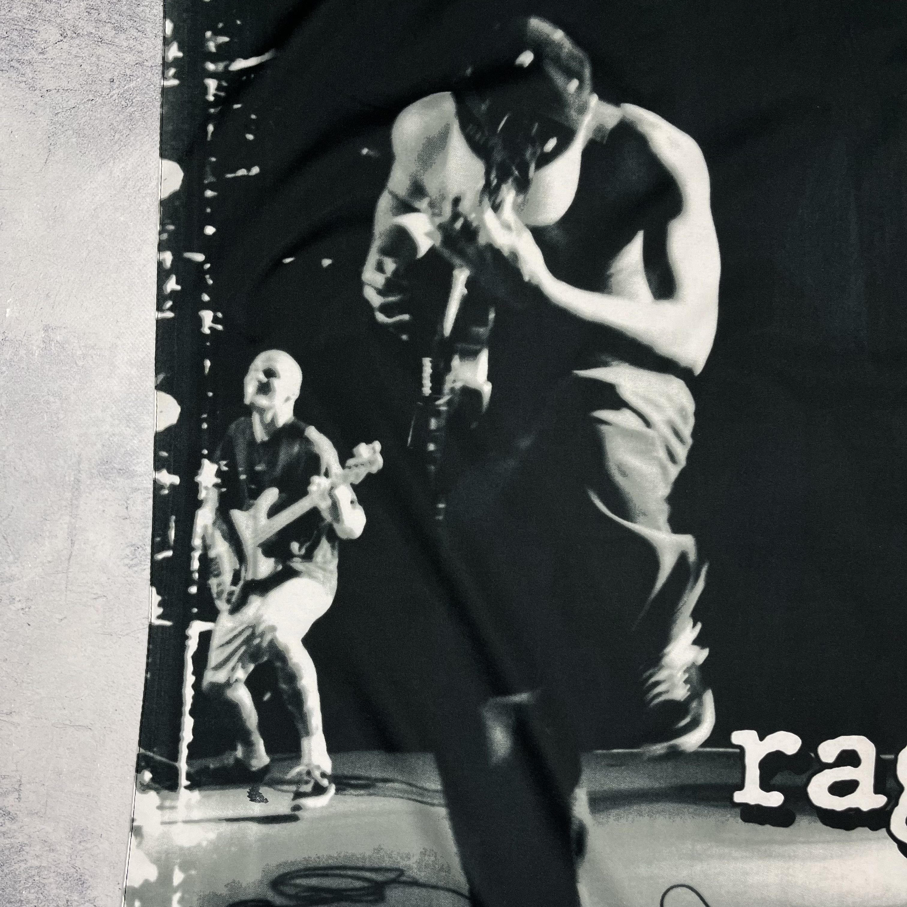 Band Tees Vintage Rage Against The Machine RATM Poster Tapestry 2001 Size ONE SIZE - 6 Thumbnail