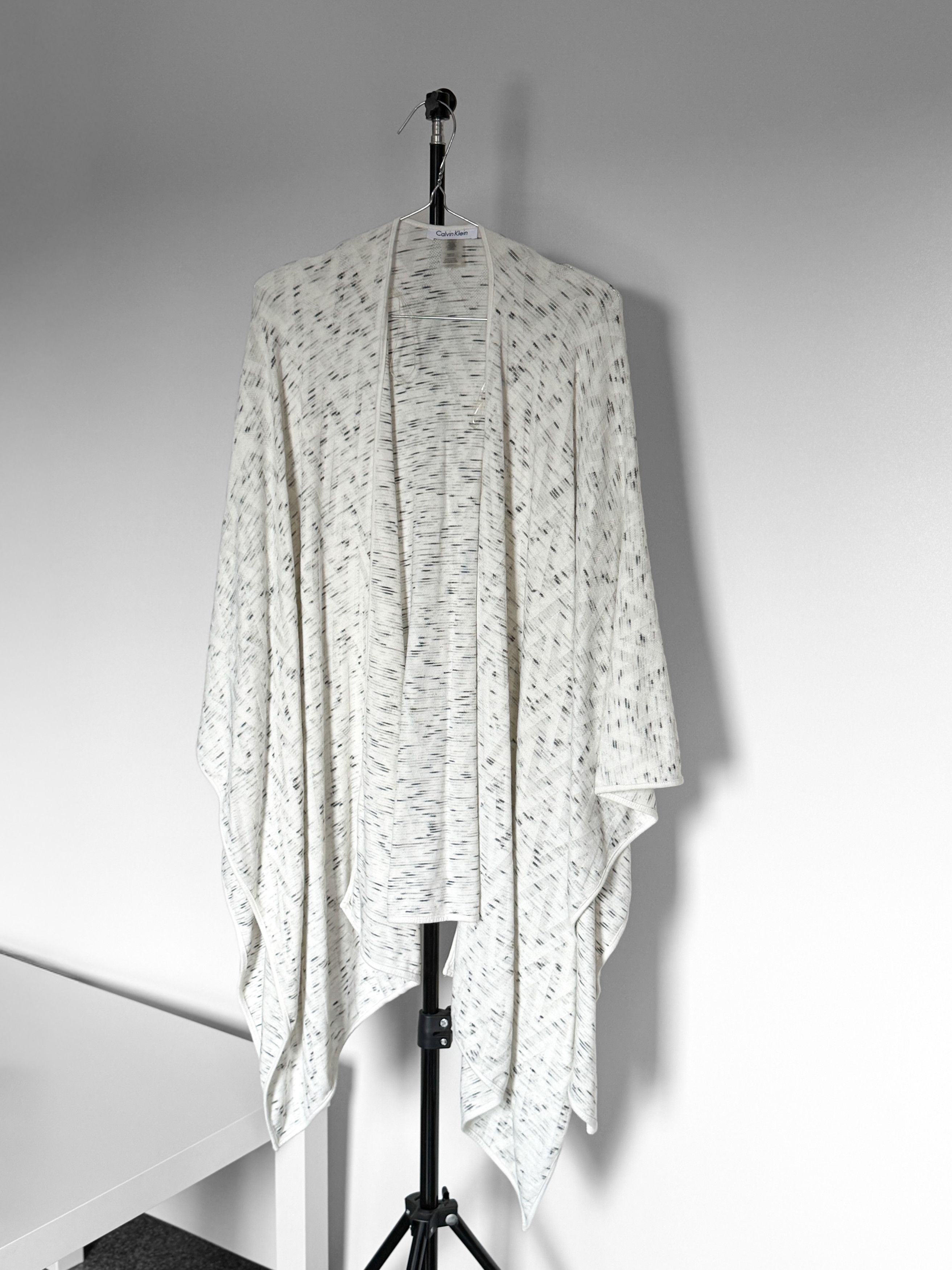 Calvin Klein Calvin Klein Women’s Draped Open Front Poncho Wrap Cardigan Size ONE SIZE - 1 Thumbnail