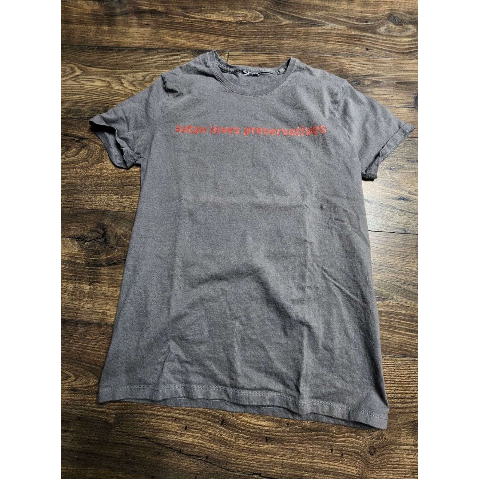 Doublet WOMENS S Fightingtown Tavern T-Shirt Satan Hates Preservatives Double-Sided Gray Cotton Crew Neck Short Sleeve S Adult Women Shirt 90s? Size S / US 4 / IT 40 - 2 Thumbnail