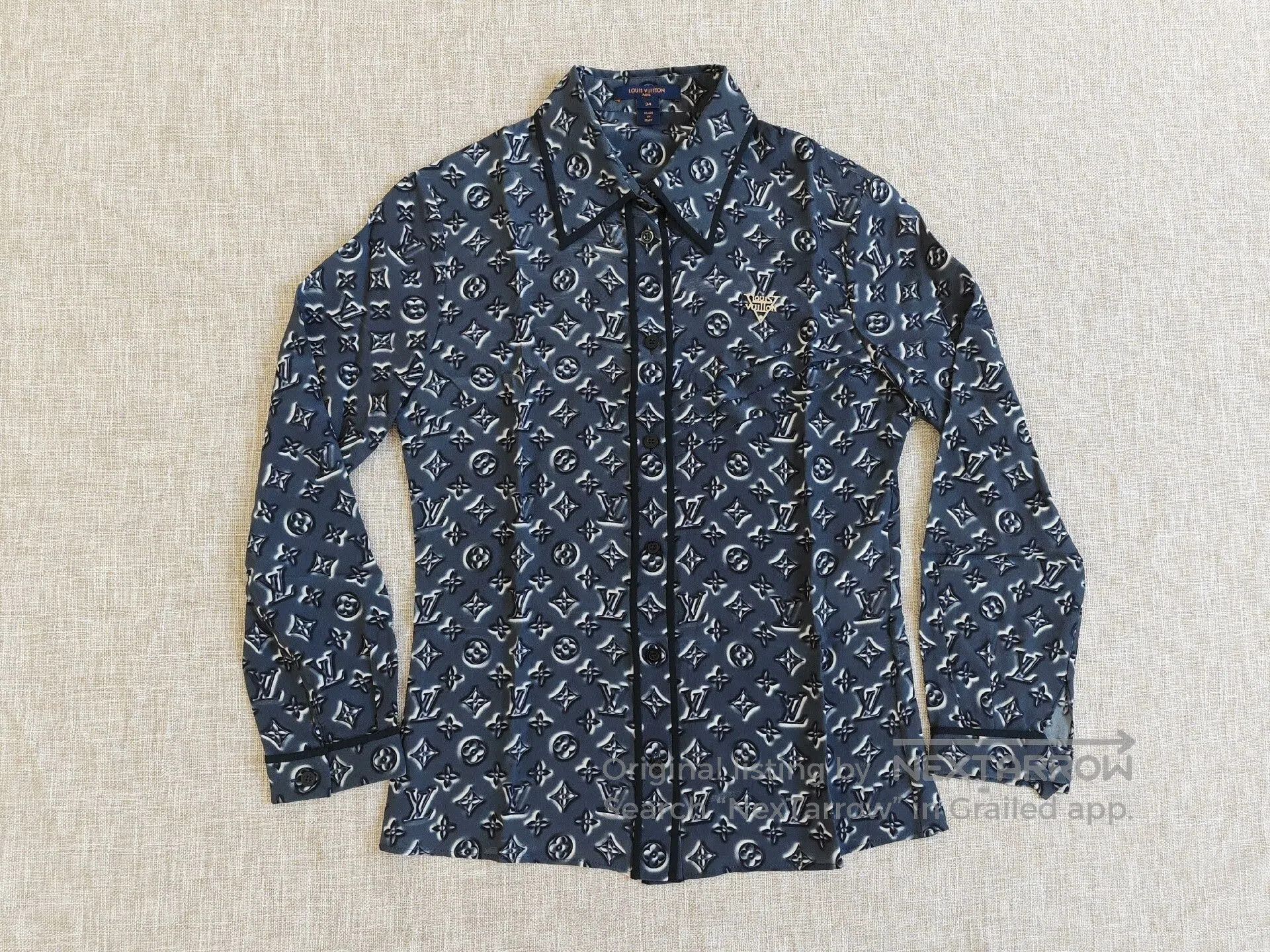 Louis Vuitton Louis Vuitton Women's Monogram Silk Shirt. Size XXS / US 00 / IT 34 - 1 Thumbnail