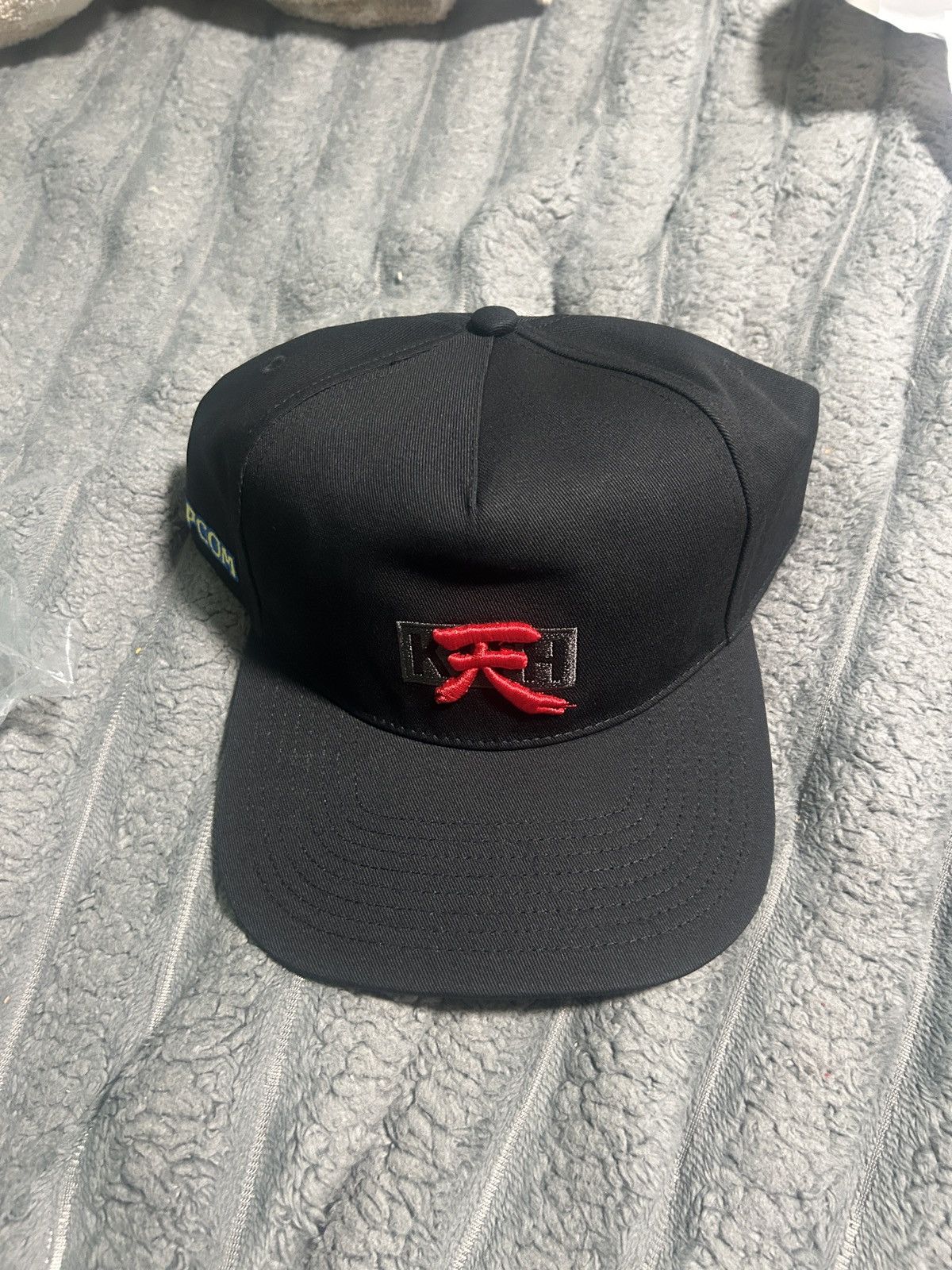 Kith Capcom Kith New Era Akuma Twill Bay Low Pinch Crown Snapback Size ONE SIZE - 1 Thumbnail