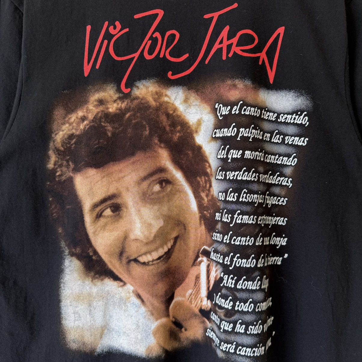 Vintage Vintage Victor Jara Politic Icon Tee Shirt Size US L / EU 52-54 / 3 - 4 Thumbnail