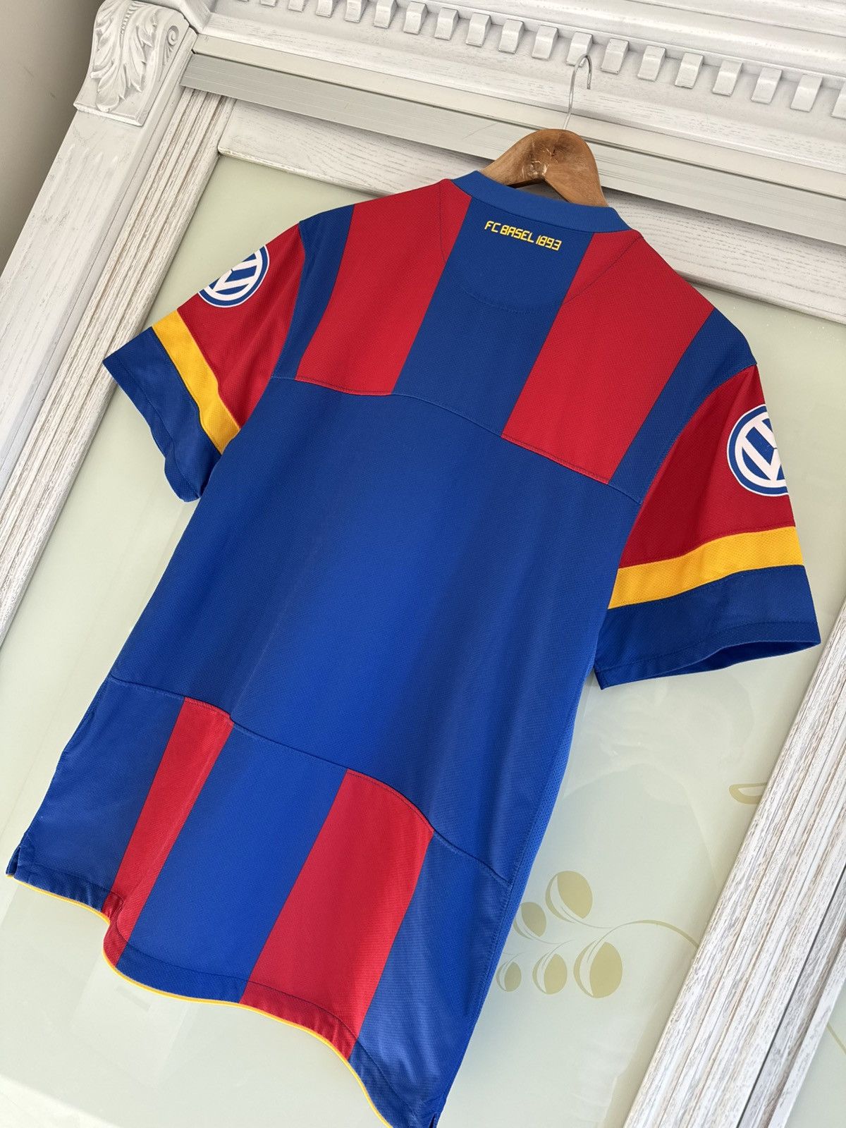 Nike Basel 2010-2011 Home Soccer Jersey Football Kit Shirt Size US M / EU 48-50 / 2 - 6 Thumbnail
