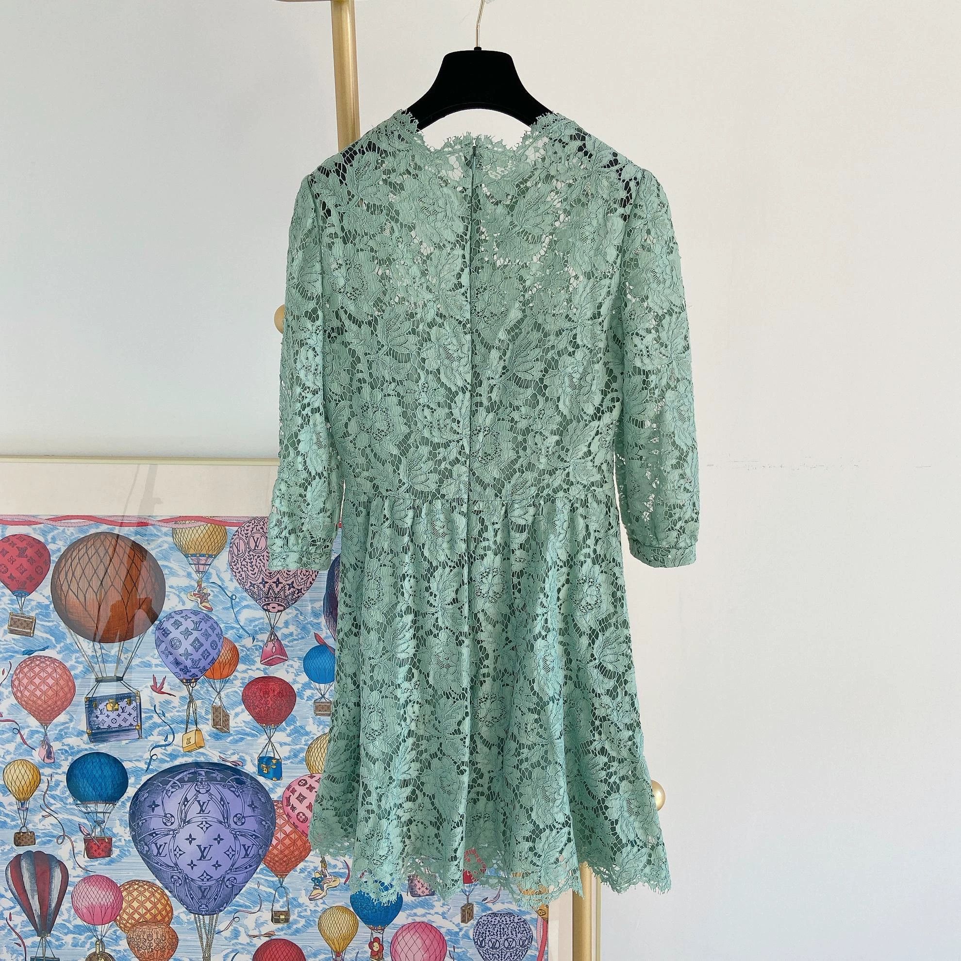 Valentino VALENTINO Green Lace Dress 40 Size S / US 4 / IT 40 - 2 Thumbnail