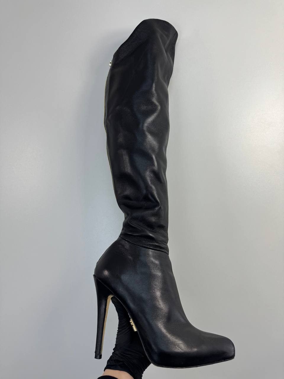 H&M A.R. H&M Black Leather Over Knee Thigh High Boots Gold EU40 Size US 9 / IT 39 - 6 Thumbnail