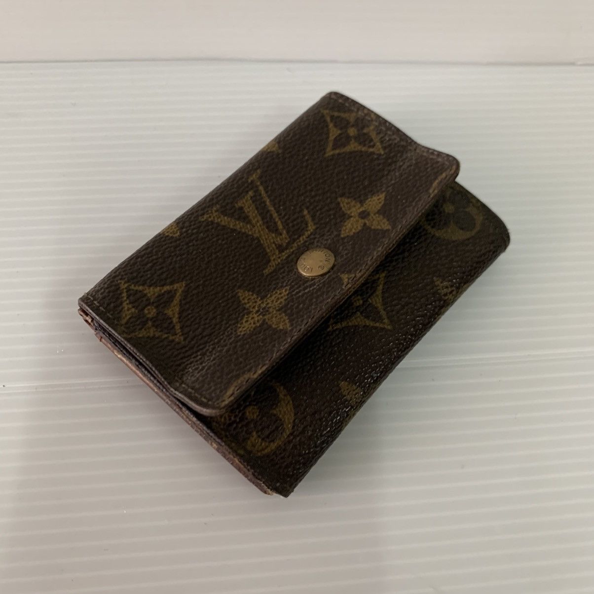 Louis Vuitton Authentic Louis Vuitton Coin Bag Size ONE SIZE - 3 Thumbnail