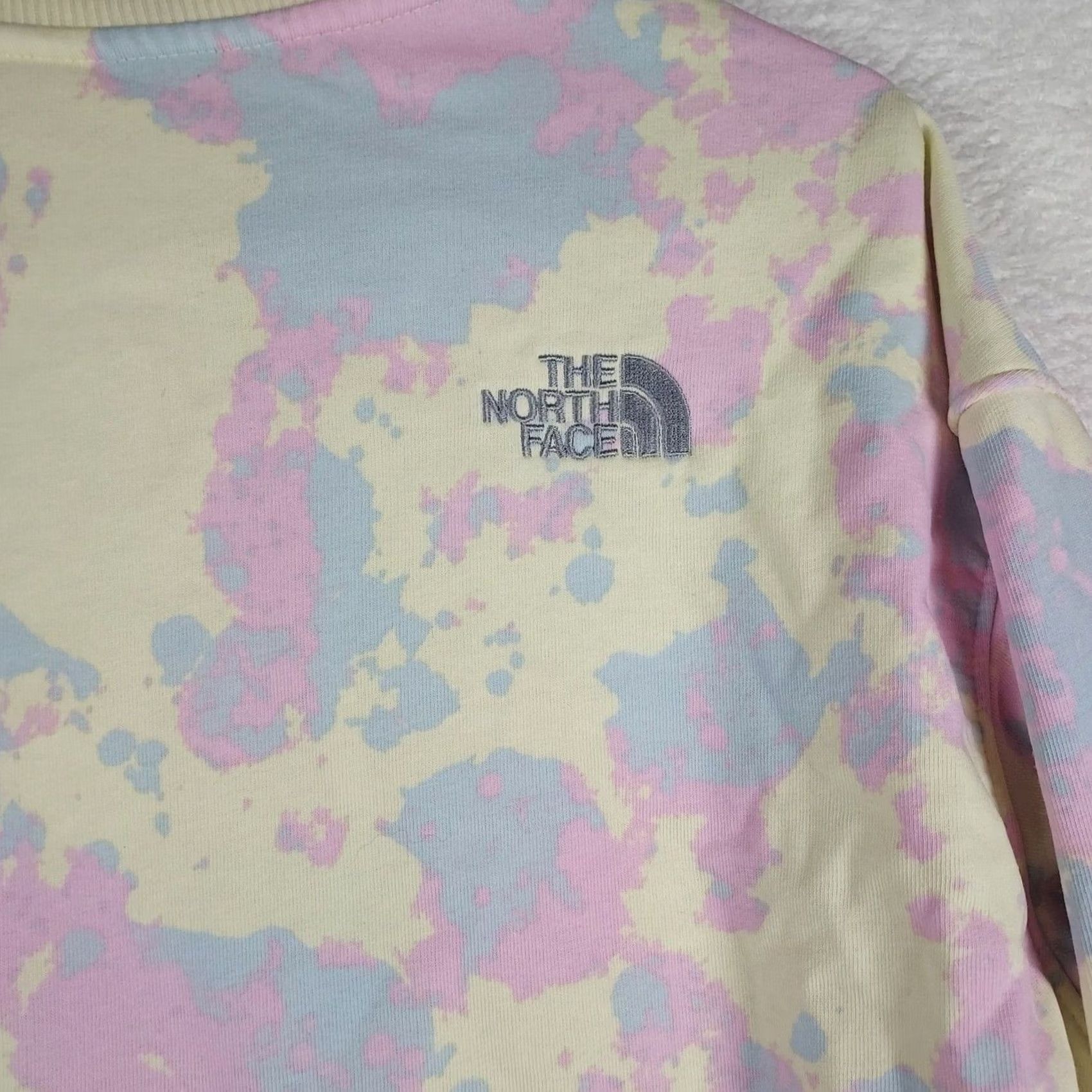 The North Face The North Face Unisex Pastel Tie Dye Crewneck Sweatshirt Mens M Womens L Pullover Size M / US 6-8 / IT 42-44 - 3 Thumbnail