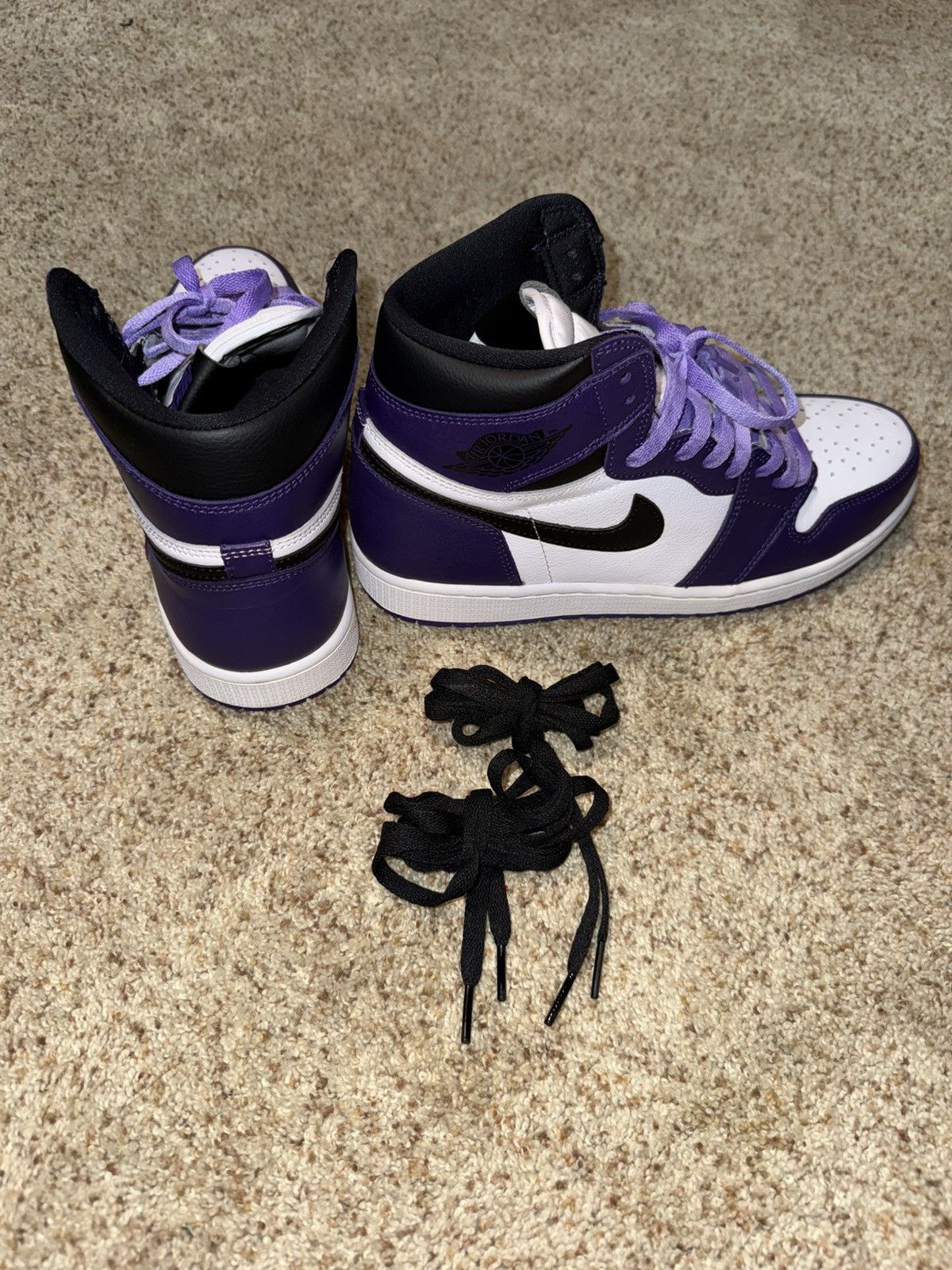 Jordan Brand Nike Air Jordan Retro High OG Court Purple/Black-White Size US 9.5 / EU 42-43 - 9 Thumbnail