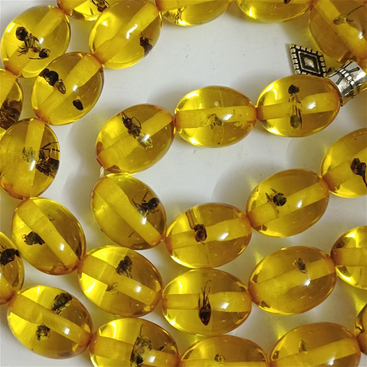 Other Rare amber-style Islamic prayer beads insect inclusions Size ONE SIZE - 4 Thumbnail