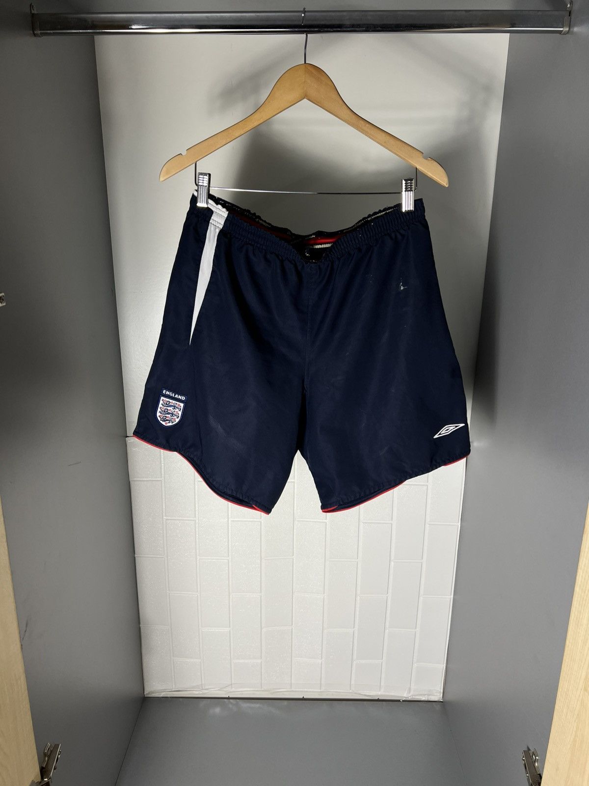 Umbro × Vintage VERY RARE UMBRO ENGLAND RETRO SOCCER SHORTS BLOKECORE 90s Size US 34 / EU 50 - 1 Thumbnail