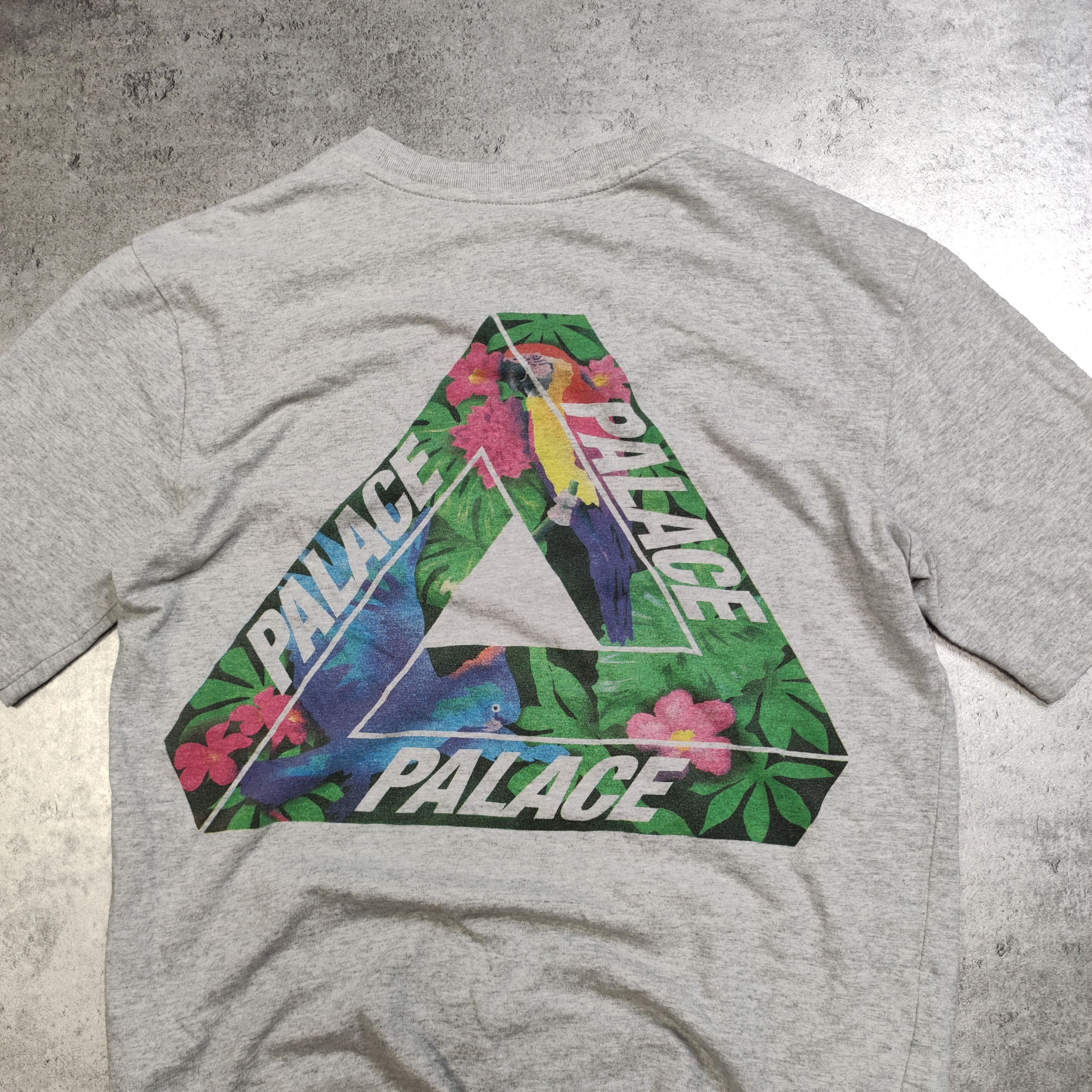 Palace RARE Streetwear Palace Skateboards Gray Tropic Tee Size US S / EU 44-46 / 1 - 8 Thumbnail