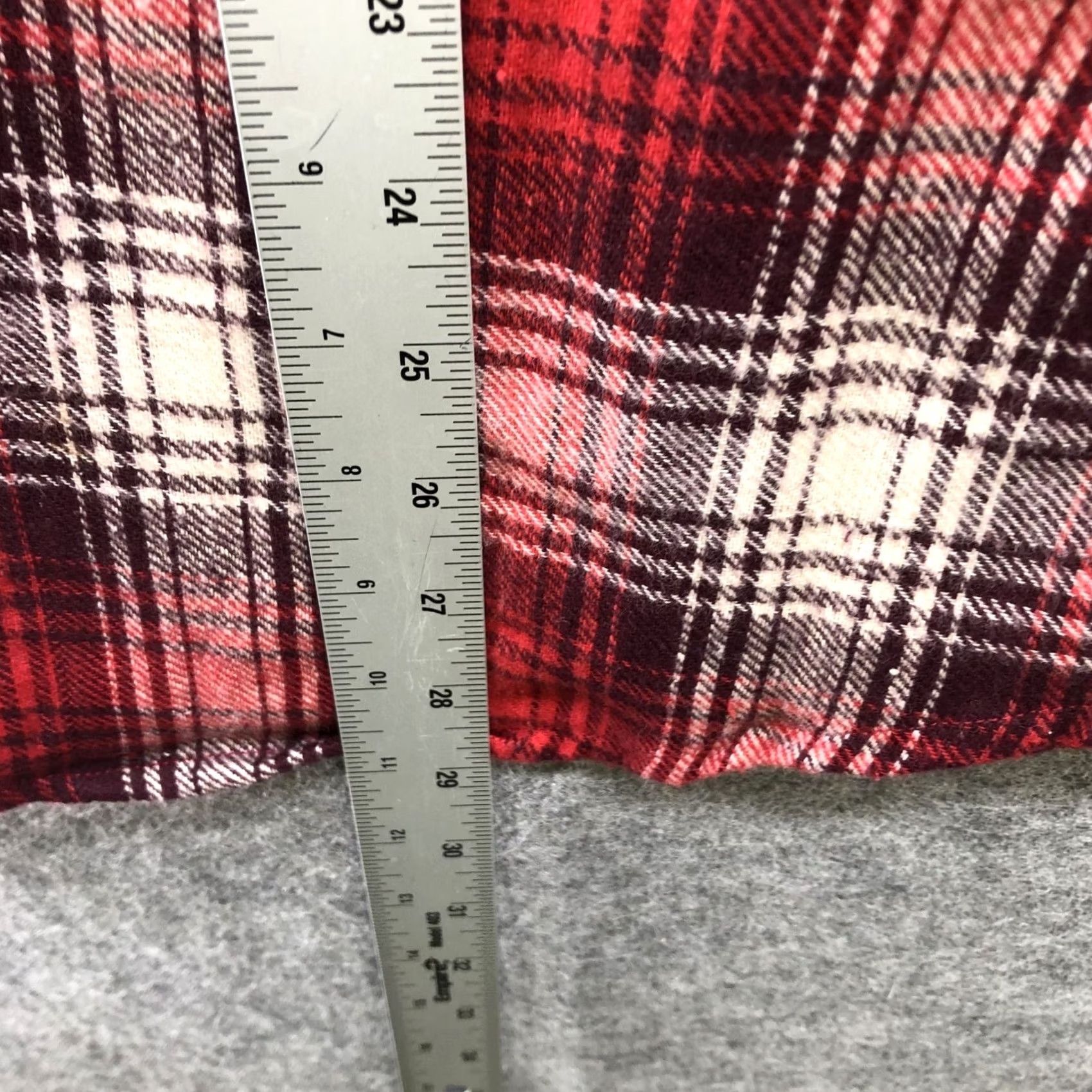 Vintage Rosettes Flannel Shirt Womens L Red Buffalo Plaid V-neck Button Down Boho Shirt Size L / US 10 / IT 46 - 7 Thumbnail