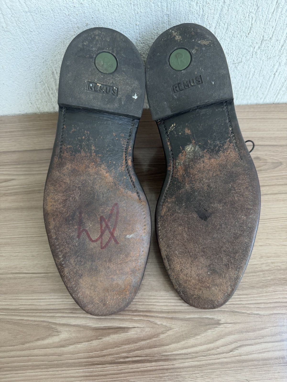 Alden × Drake's Shell cordovan brogue derby Size US 8.5 / EU 41-42 - 16 Thumbnail