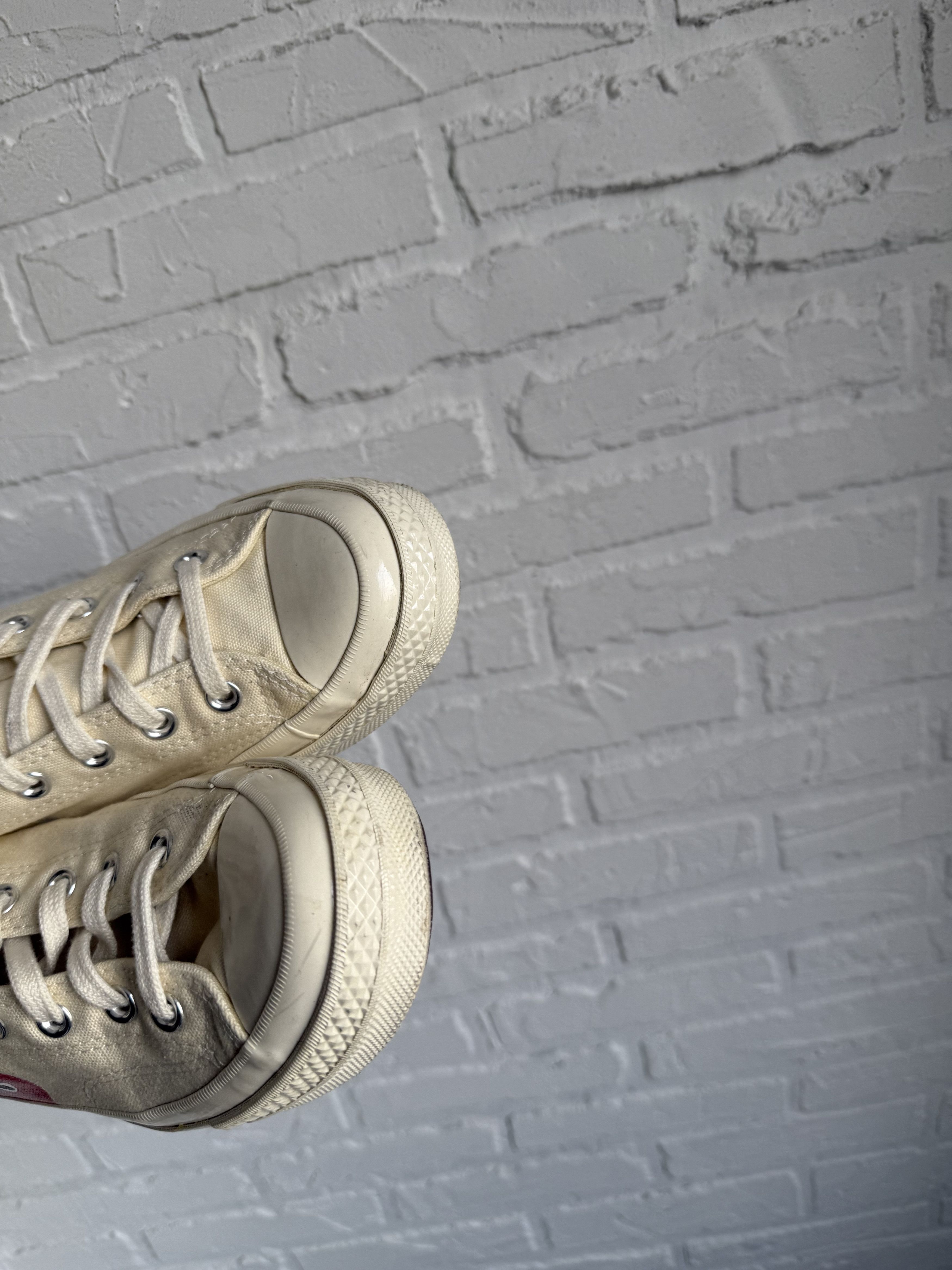 Comme des Garcons PLAY Converse Comme Des Garcons Play Heart logo sneakers Size US 8 / EU 41 - 14 Thumbnail