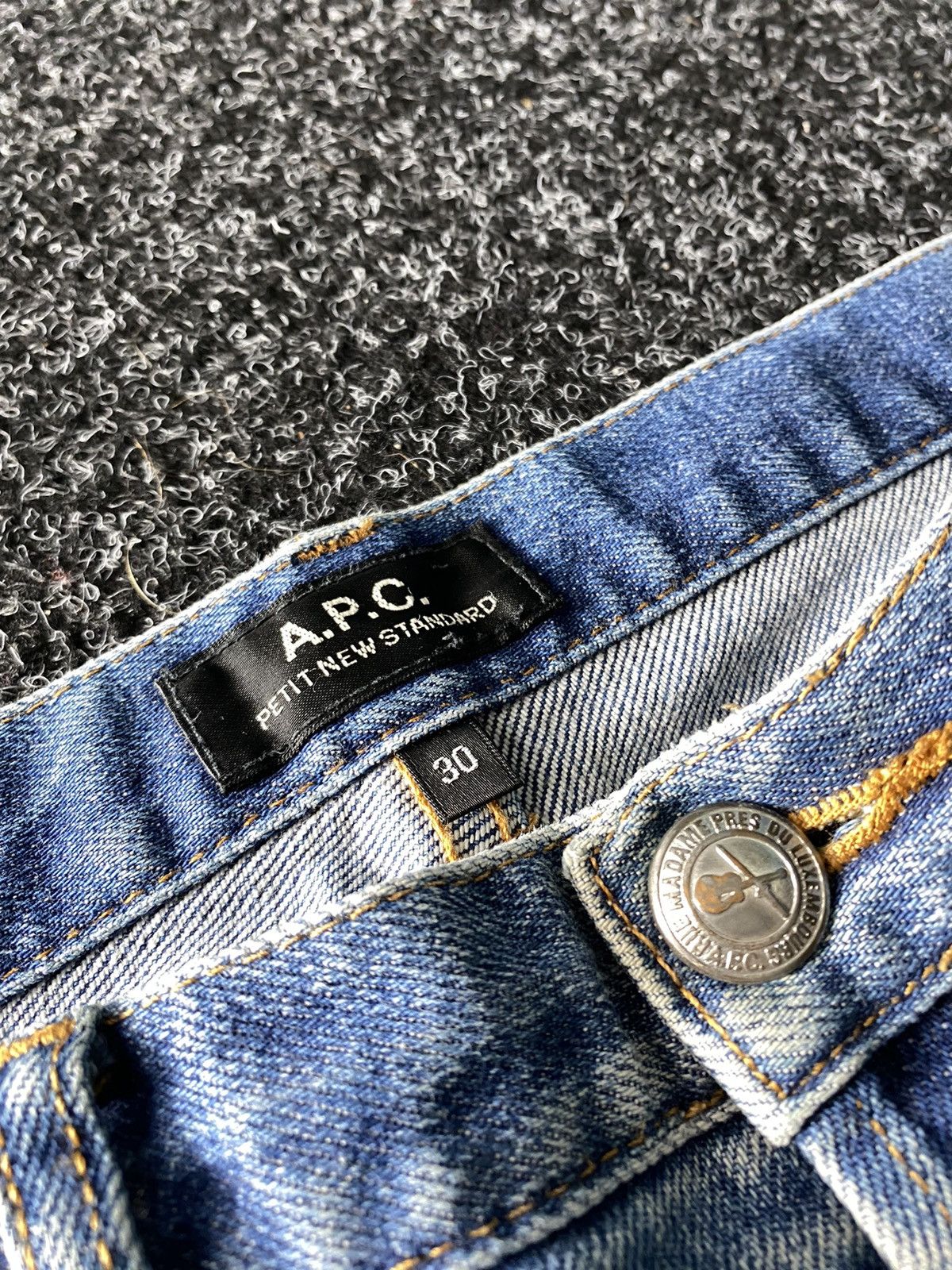 A.P.C. × Vintage Vintage A.P.C Faded Blue Jeans pants Size US 30 / EU 46 - 8 Thumbnail