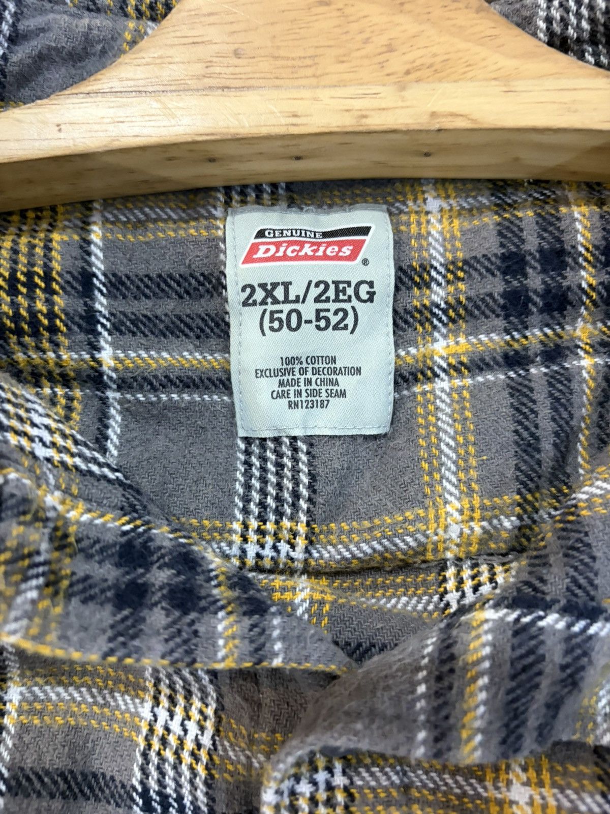 Dickies Dickies yellow and grey l shirt Size US XXL / EU 58 / 5 - 5 Thumbnail