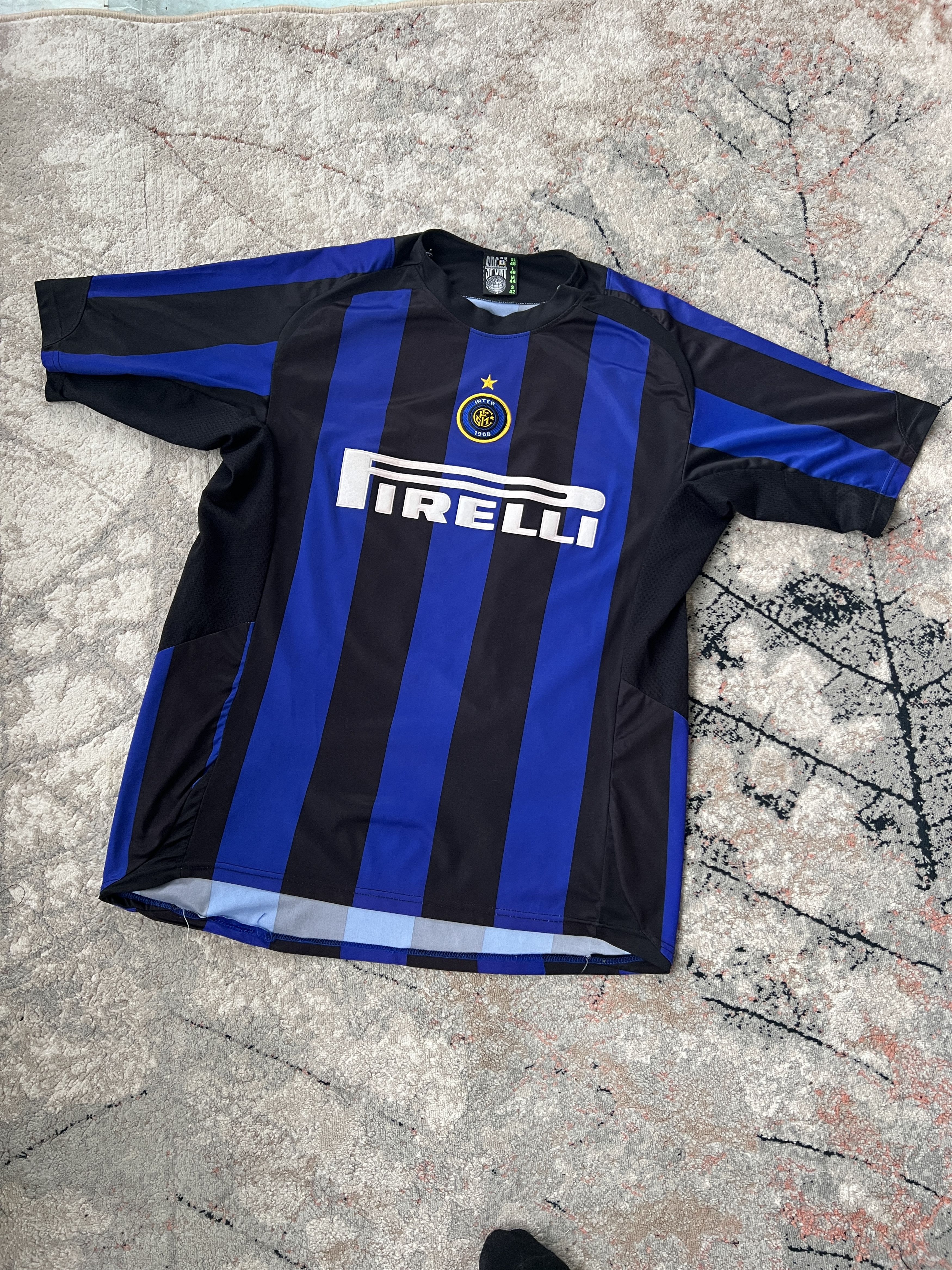 Vintage Internazionale Pirelli Adriano 10 Vintage Football Jersey Size US XL / EU 56 / 4 - 1 Thumbnail